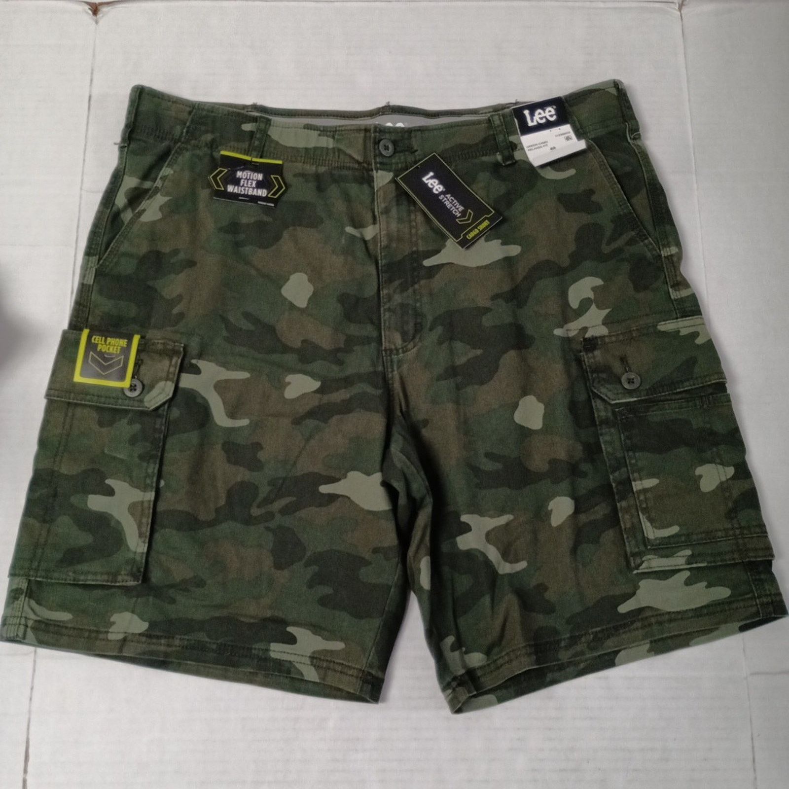 Lee Lee Men's 40 Active Cargo Shorts Green Camo Motion Flex Size US 40 / EU 56 - 1 Thumbnail