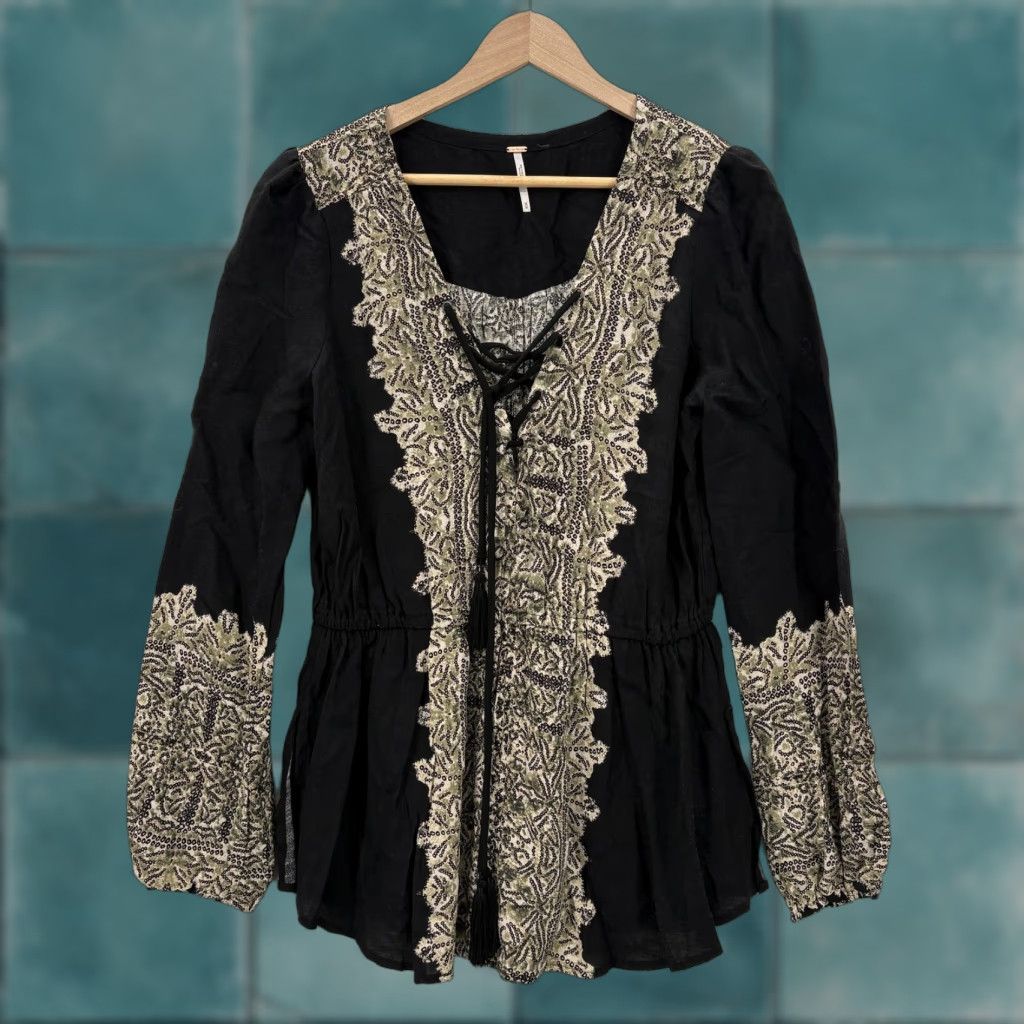 Free People Free People Tunic Blouse Womens Medium Black Boho Relaxed Knit Viscose Rayon Lace Up Square Neck Long Sleeve Size M / US 6-8 / IT 42-44 - 1 Thumbnail