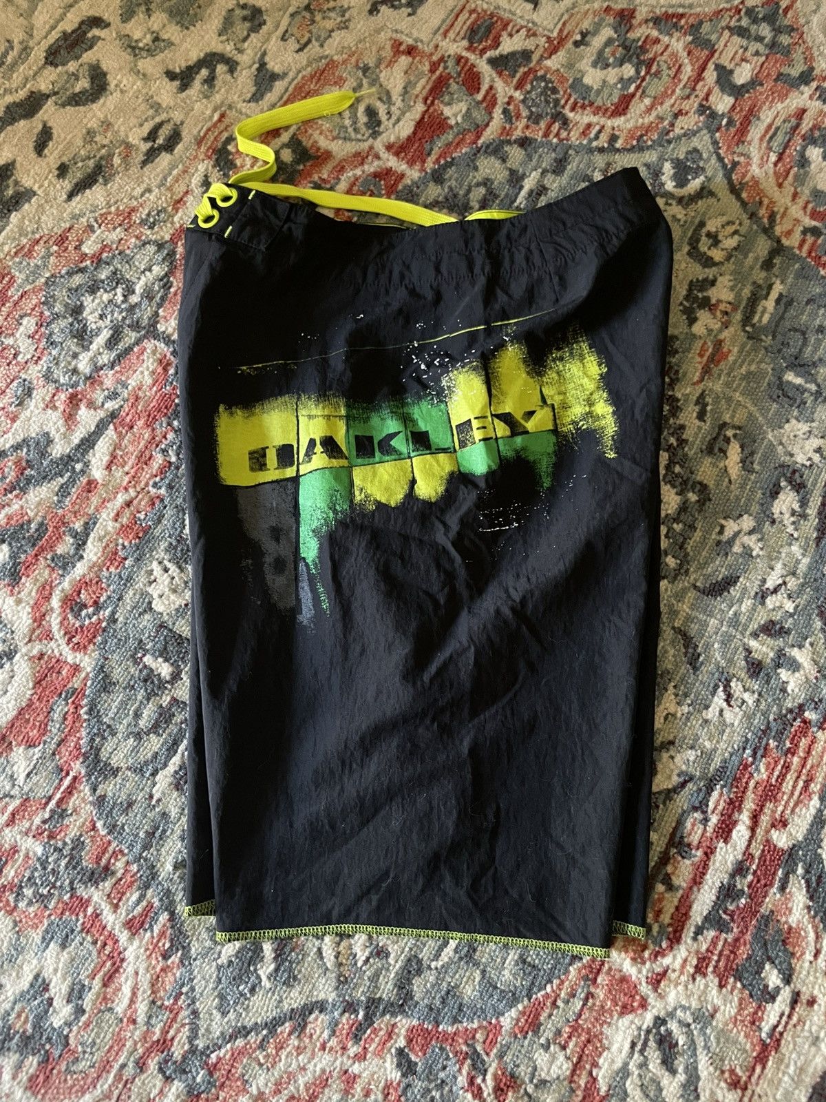 Oakley Y2K Oakley Neon Nylon Broadshorts Size US 30 / EU 46 - 2 Thumbnail