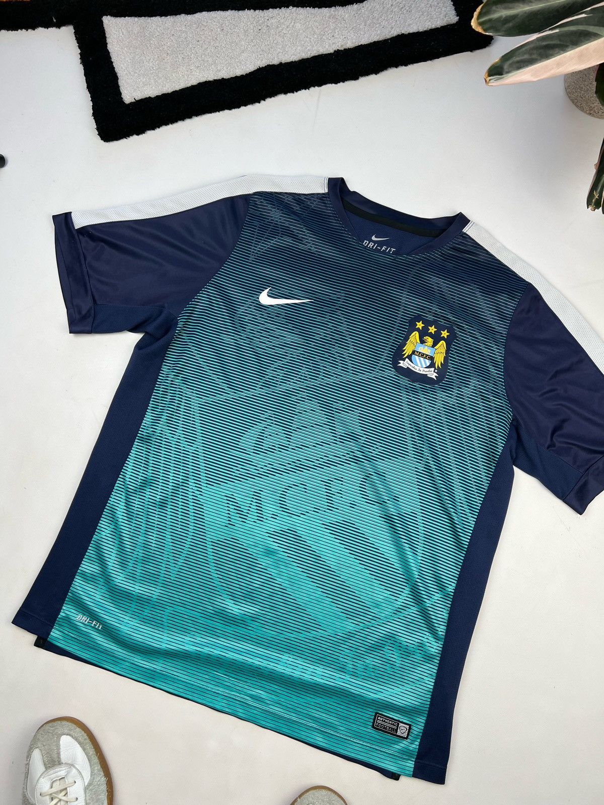 Umbro × Vintage FC MANCHESTER CITY ENGLAND SOCCER NIKE JERSEY Y2K Size US XL / EU 56 / 4 - 5 Thumbnail