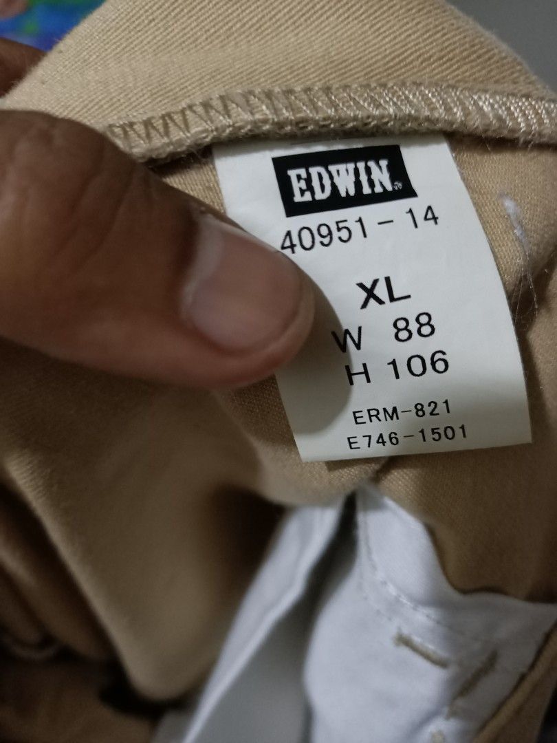 Edwin × Vintage Edwin short cargo pants Size US 35 - 7 Thumbnail