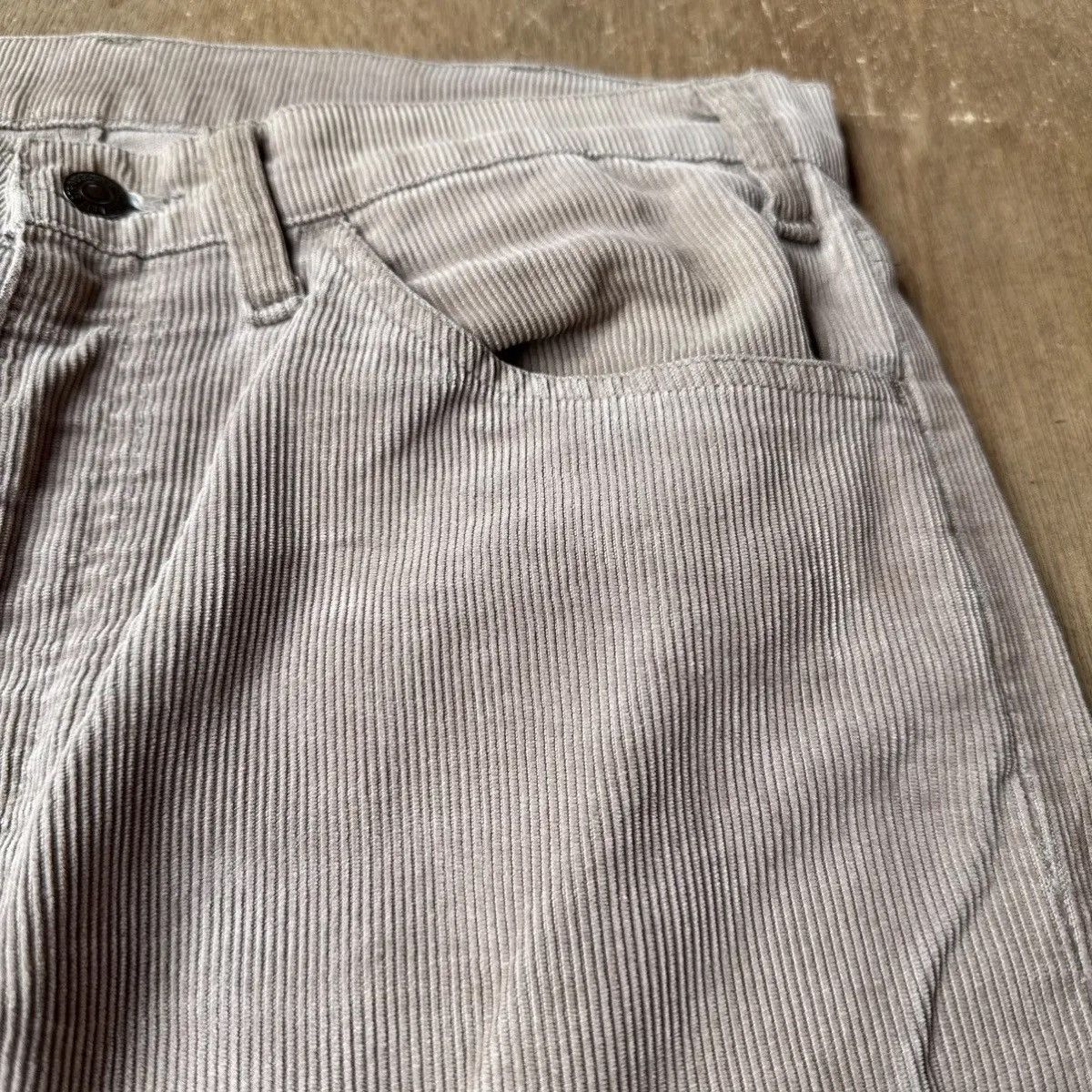 Levi's STEALS 💥 1980’s VINTAGE LEVI’S CORDUROY MADE IN USA PANT Size US 31 - 6 Thumbnail