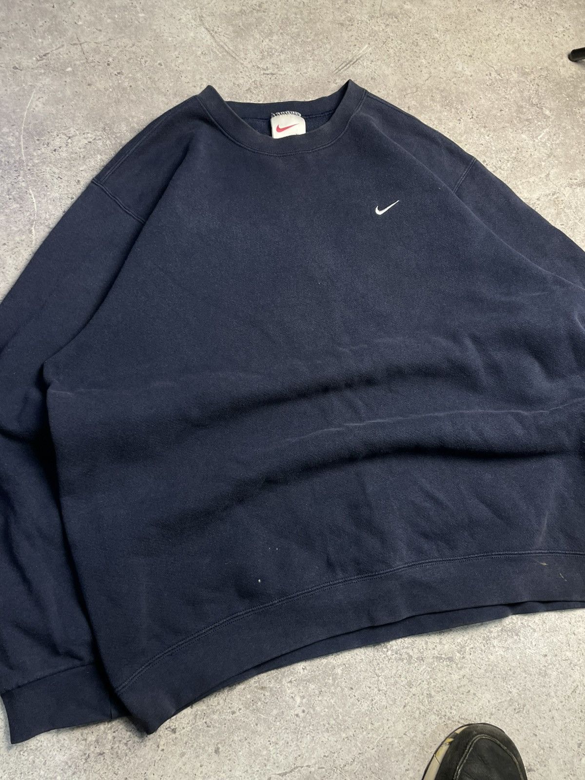 Nike Vintage Nike Made in USA Mini Swoosh Crewneck Sweatshirt Size US XL / EU 56 / 4 - 2 Thumbnail