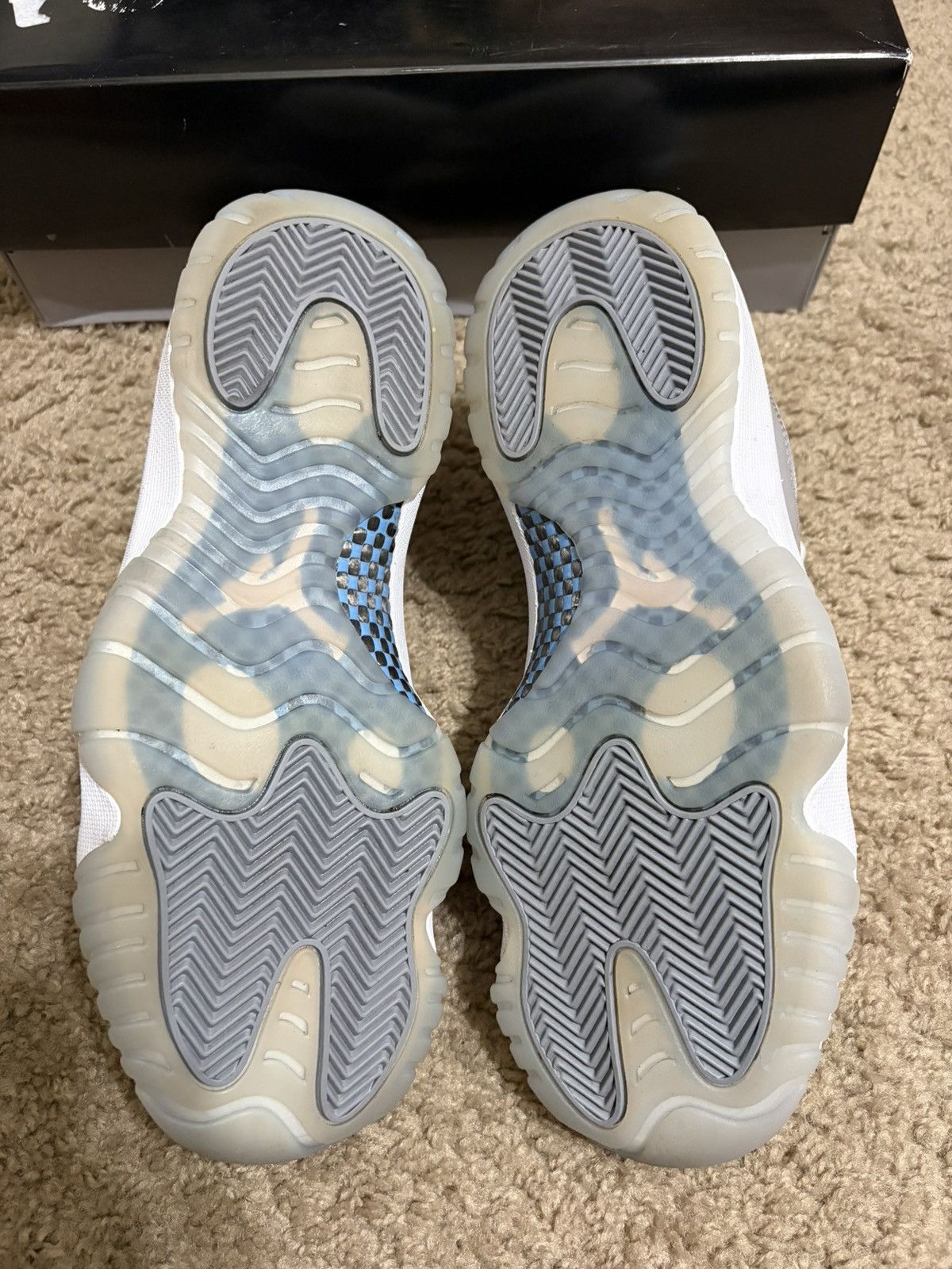 Jordan Brand Size 8 - Jordan 11 Low Cement Grey (AV2187-140) Size US 8 / EU 41 - 5 Thumbnail