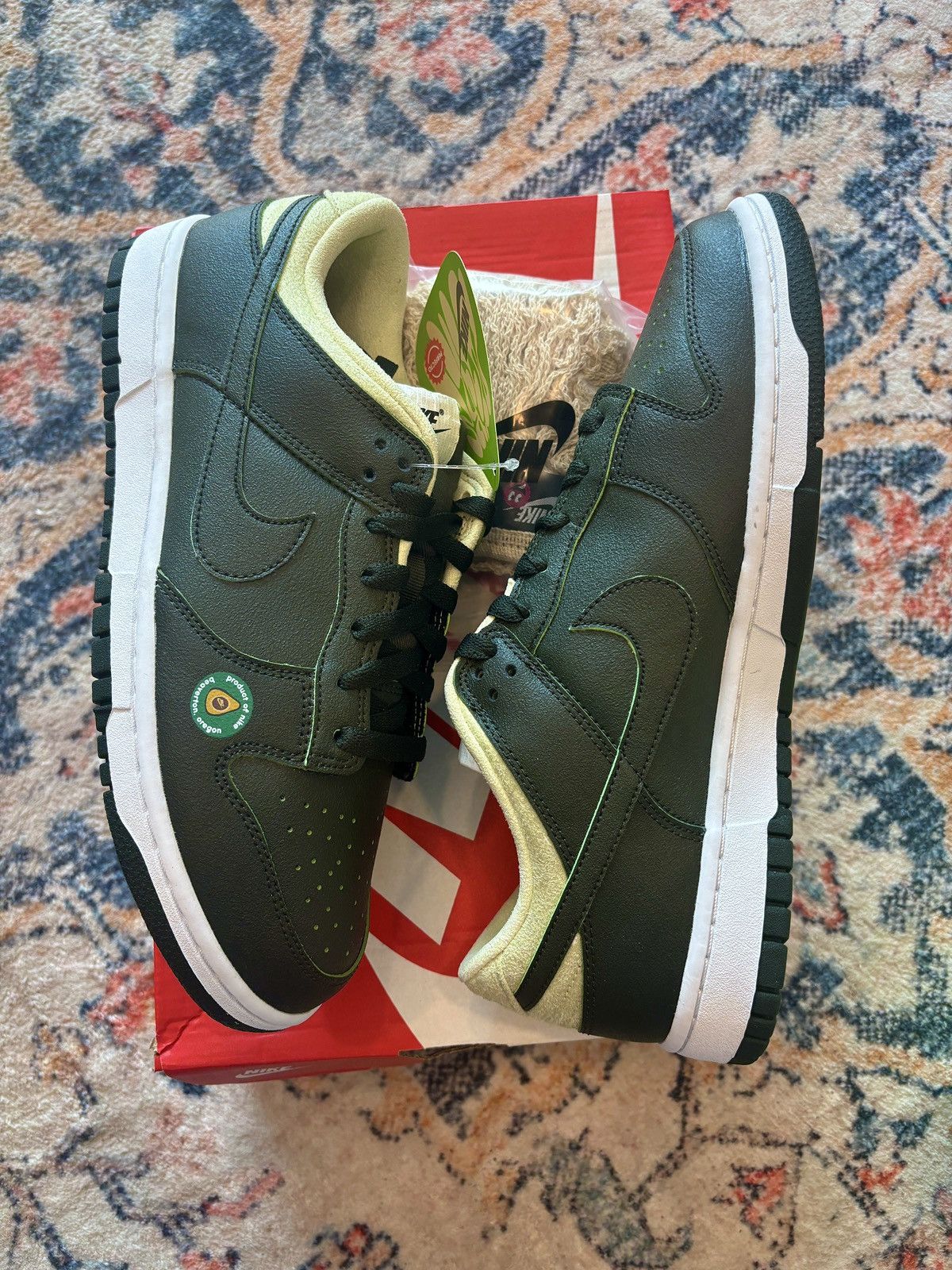 Nike Nike Dunk Low W LX Avocado Hidden Layer Size US 9.5 / EU 42-43 - 1 Thumbnail