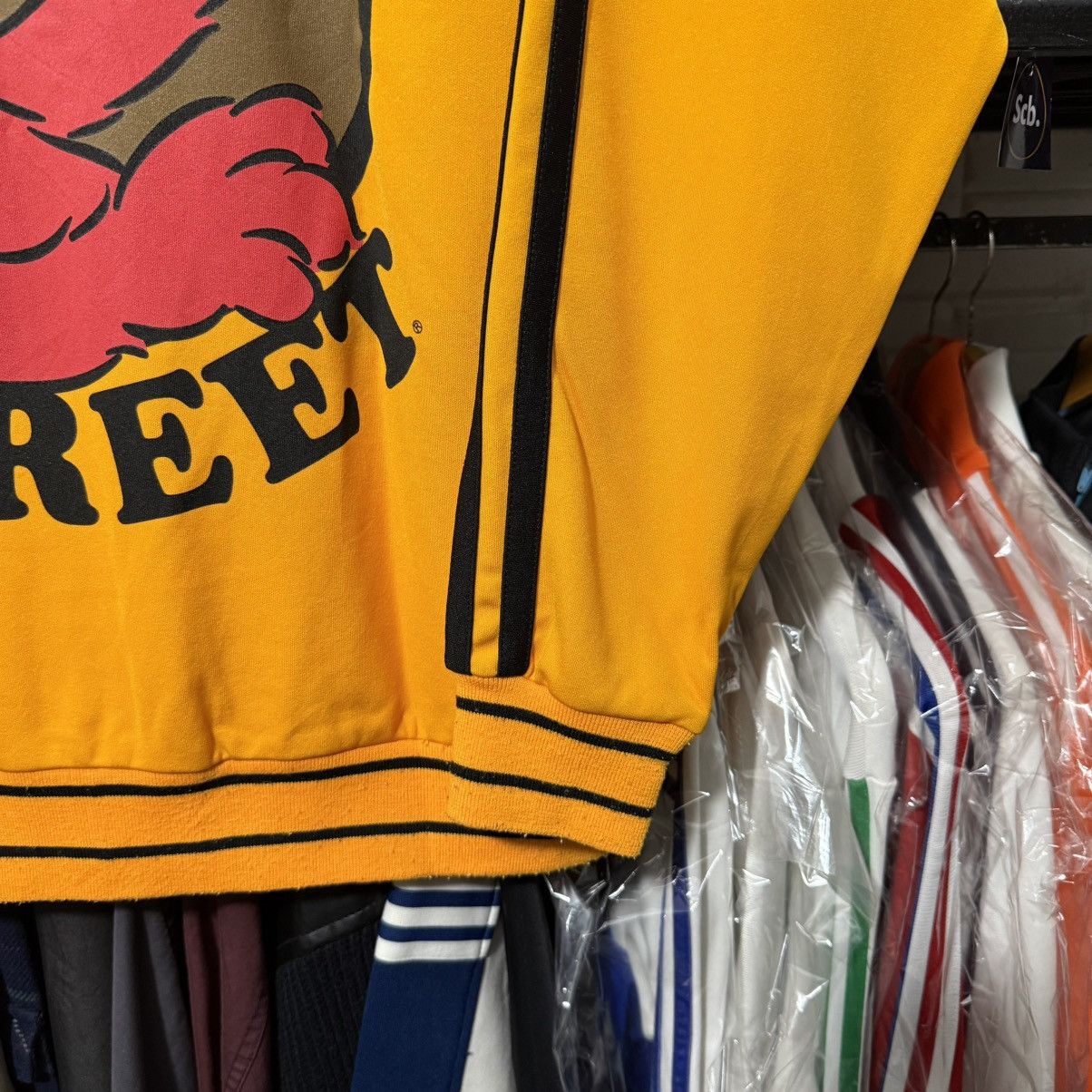 Vintage Vintage y2k sesame street track top Size US M / EU 48-50 / 2 - 5 Thumbnail