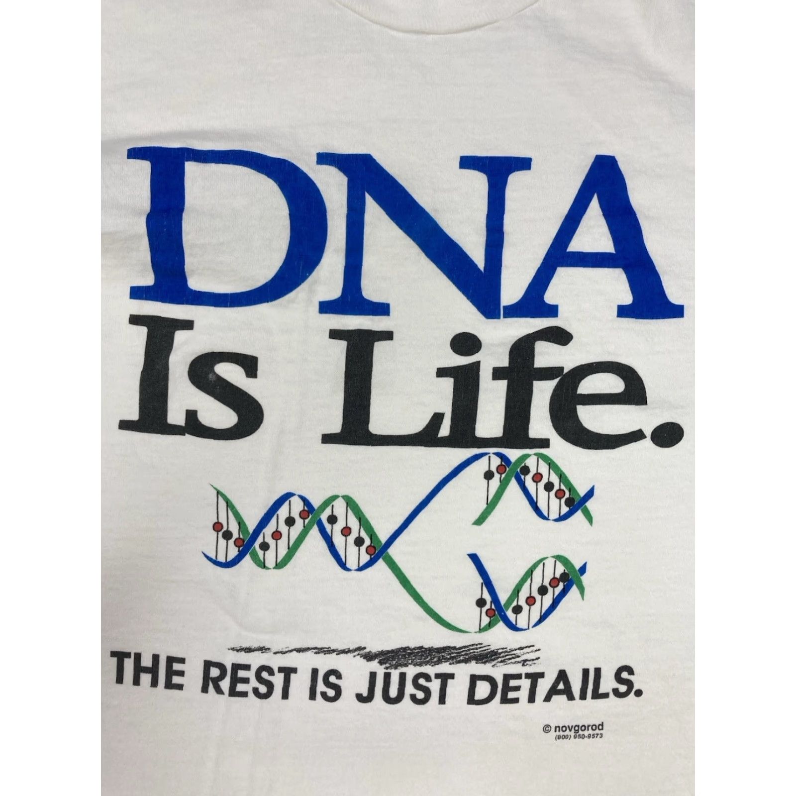 Fruit Of The Loom VINTAGE Fruit of the Loom DNA Is Life The Rest Is Just Details Graphic T-shirt Men XXL White Size US XXL / EU 58 / 5 - 2 Thumbnail