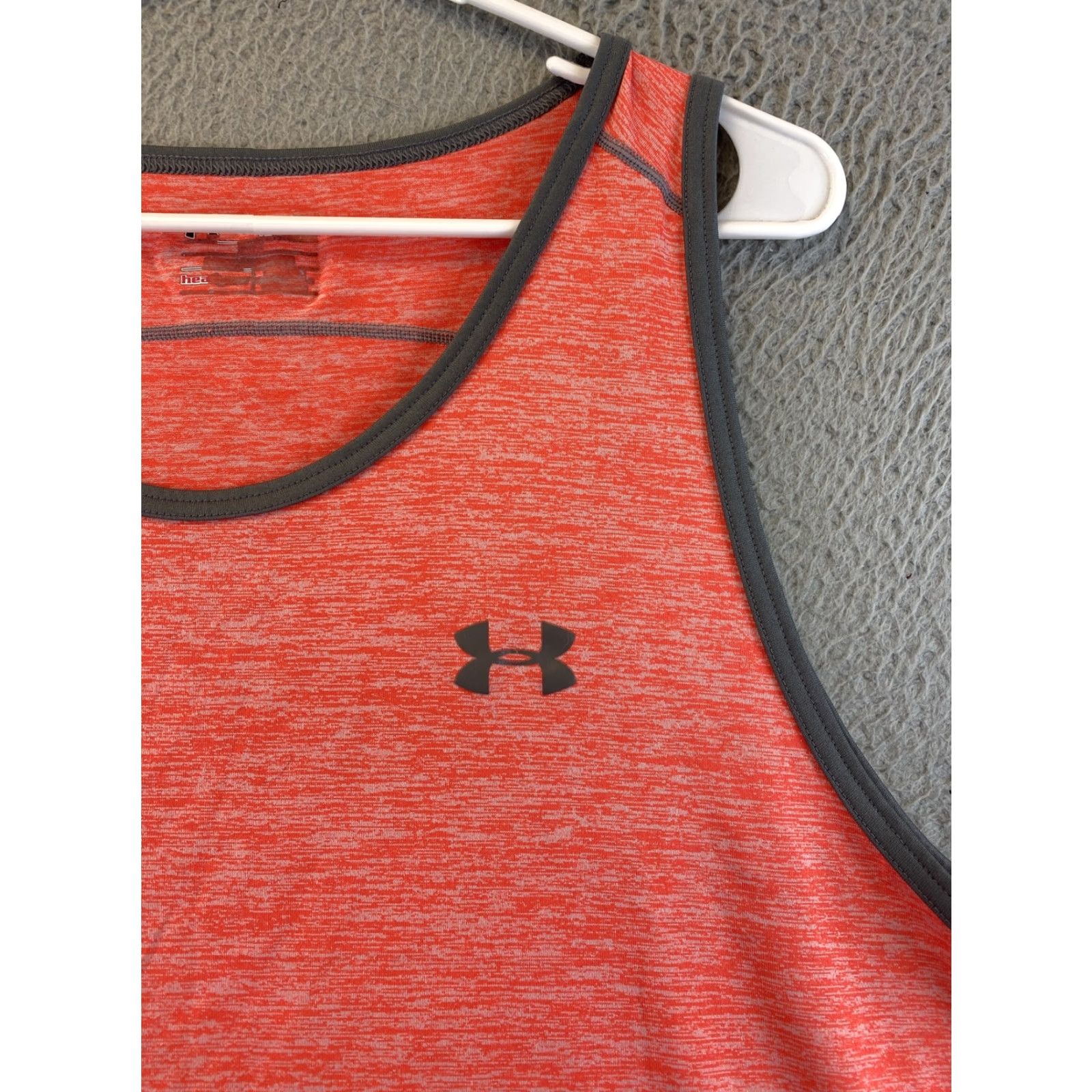 Under Armour Under Armour Tank Top Heat Gear Loose Womens Coral Sz XL / 92-3 Size XL / US 12-14 / IT 48-50 - 2 Thumbnail