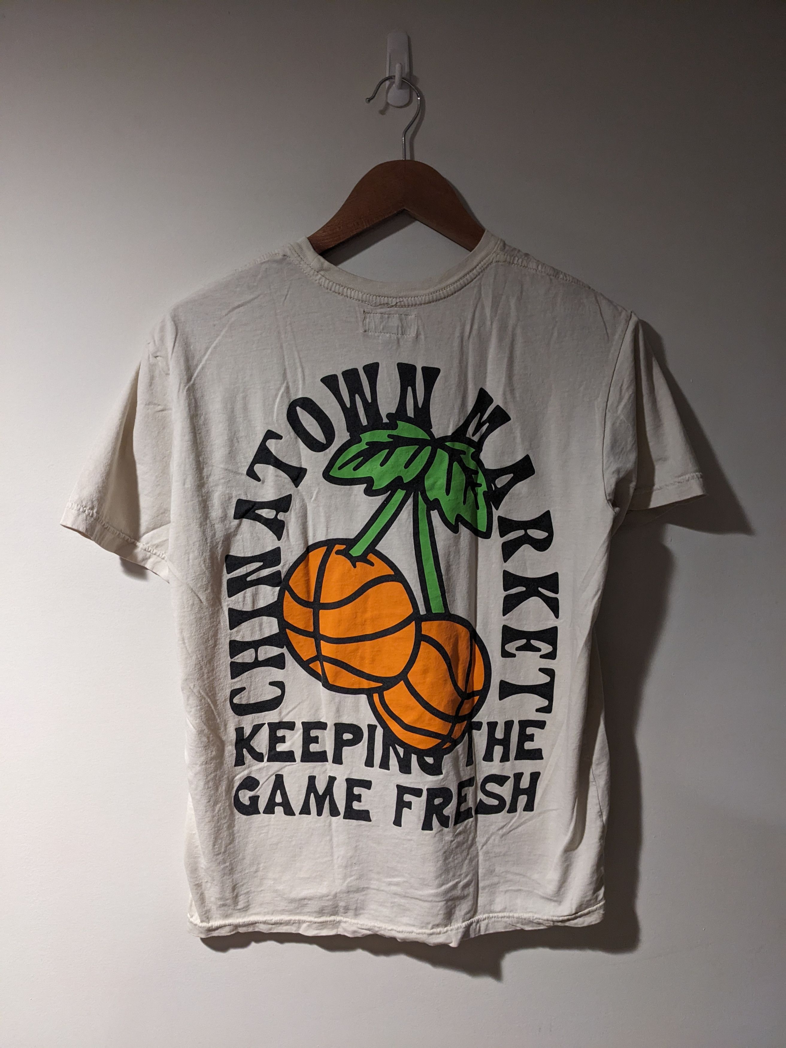Designer × Market Chinatown Market Keeping the Game Fresh Basketball T-Shirt Size US M / EU 48-50 / 2 - 1 Thumbnail