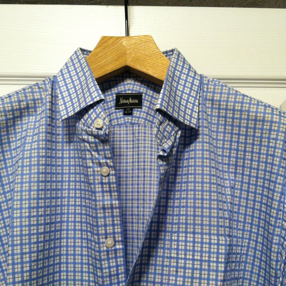 Neiman Marcus NEIMAN MARCUS MENS COTTON CASUAL SHIRT SIZE: 17.5/32-33 Size US XL / EU 56 / 4 - 2 Thumbnail