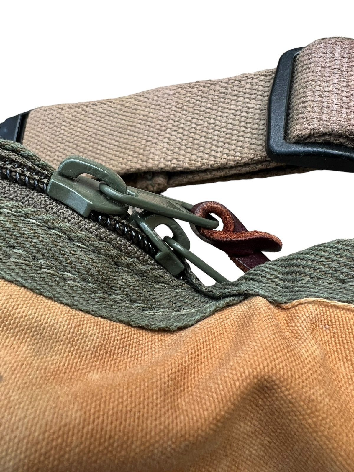 South2 West8 South2 West8 Faded Chest Waist Bag Size ONE SIZE - 19 Thumbnail