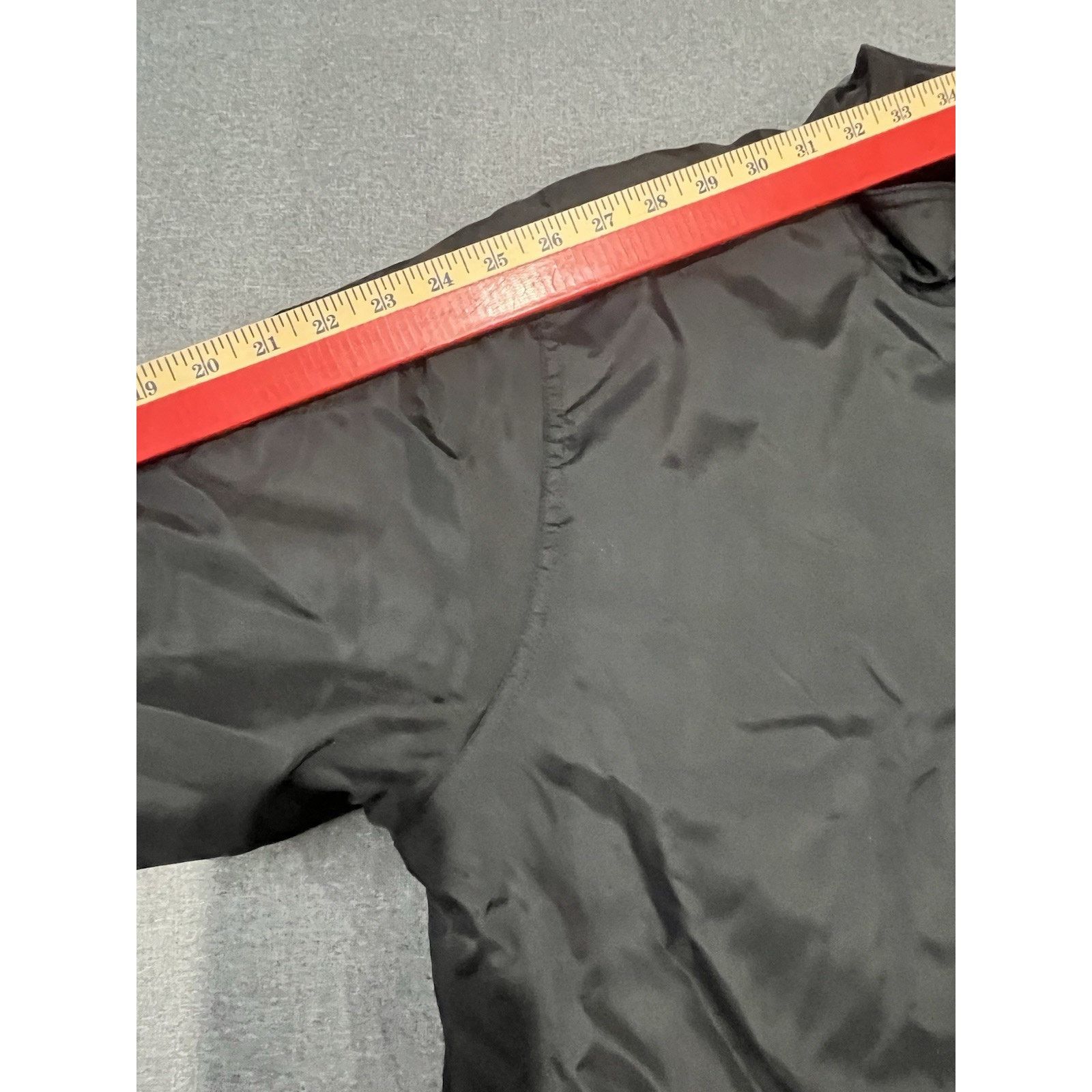 Nike Vintage Nike Jacket Men's Size Med Black Zip Gray Tag Y2K Size US M / EU 48-50 / 2 - 4 Thumbnail