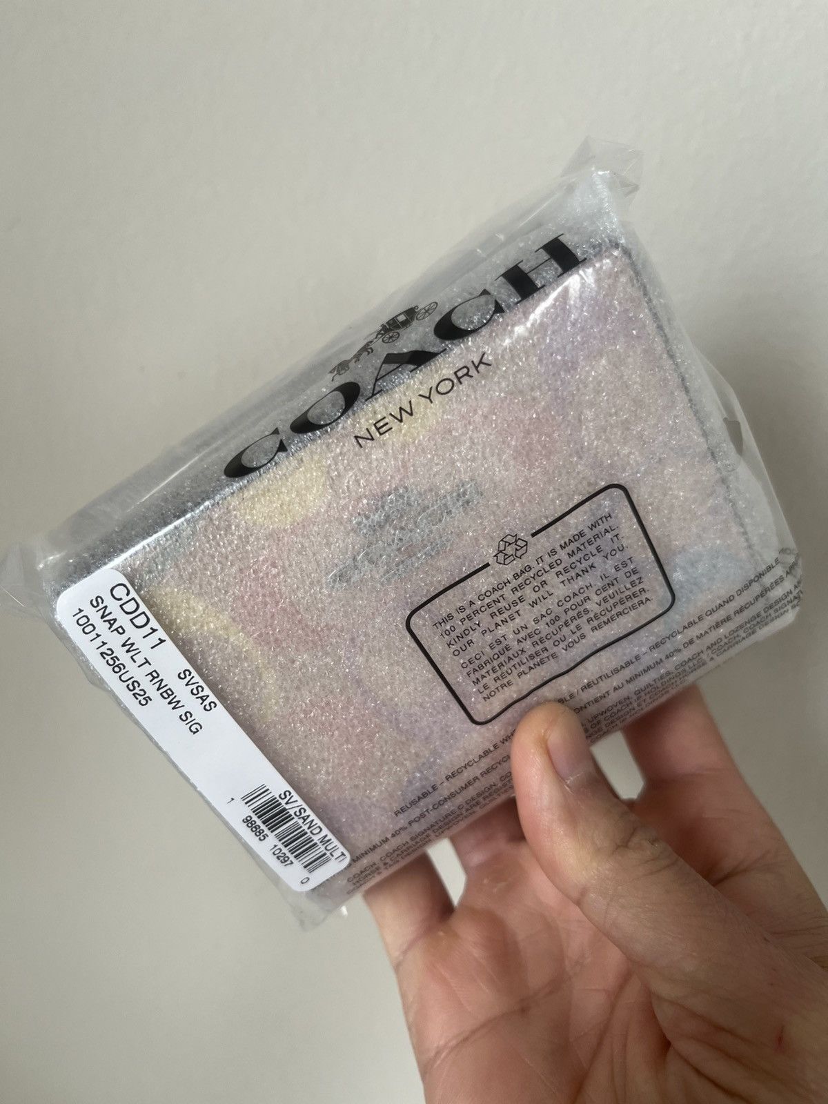 Coach Coach Snap Wallet In Rainbow Signature Size ONE SIZE - 11 Thumbnail