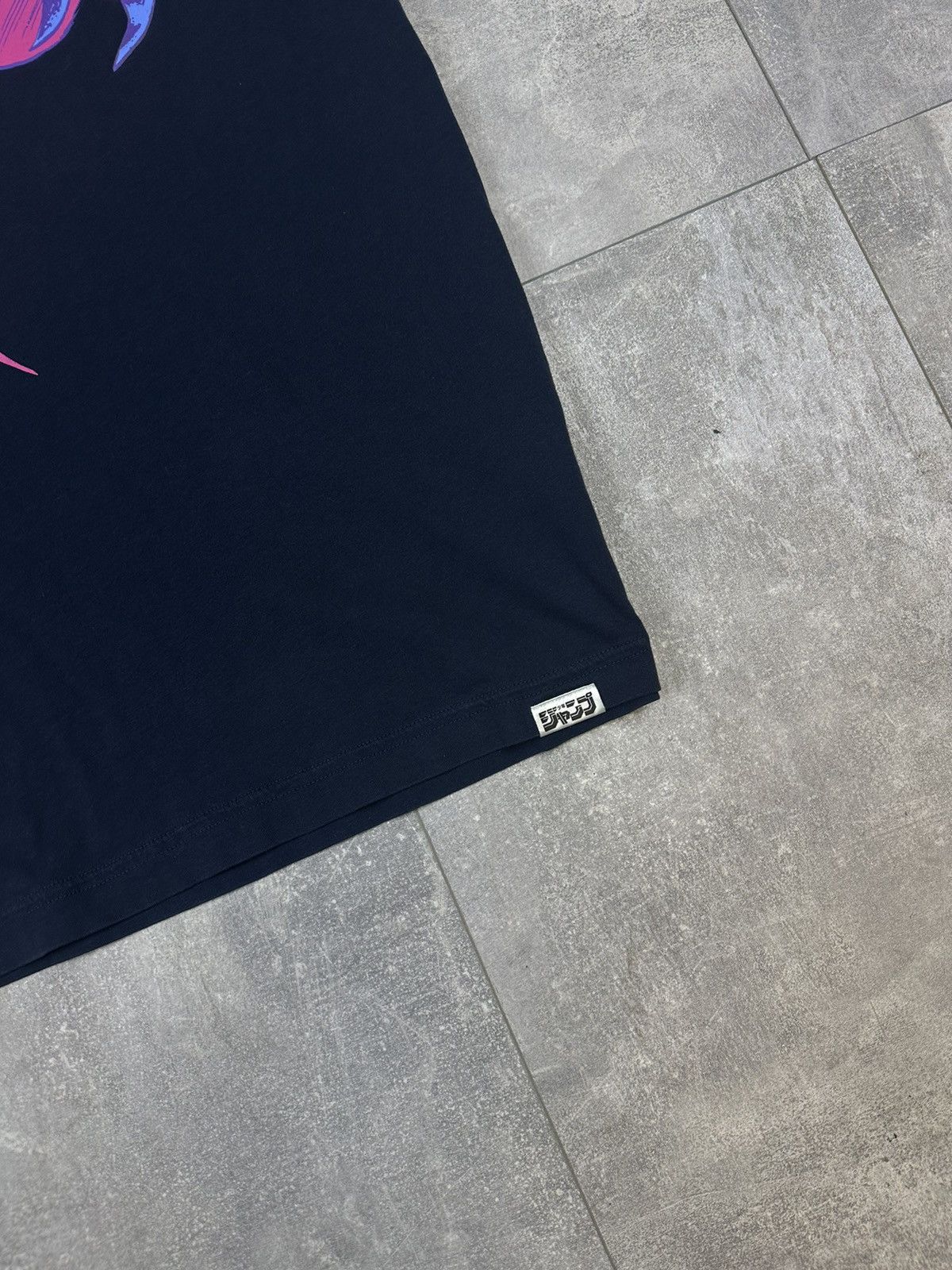 Japanese Brand × Uniqlo × Vintage Men’s Uniqlo overprint Japanese tee Size US M / EU 48-50 / 2 - 3 Thumbnail