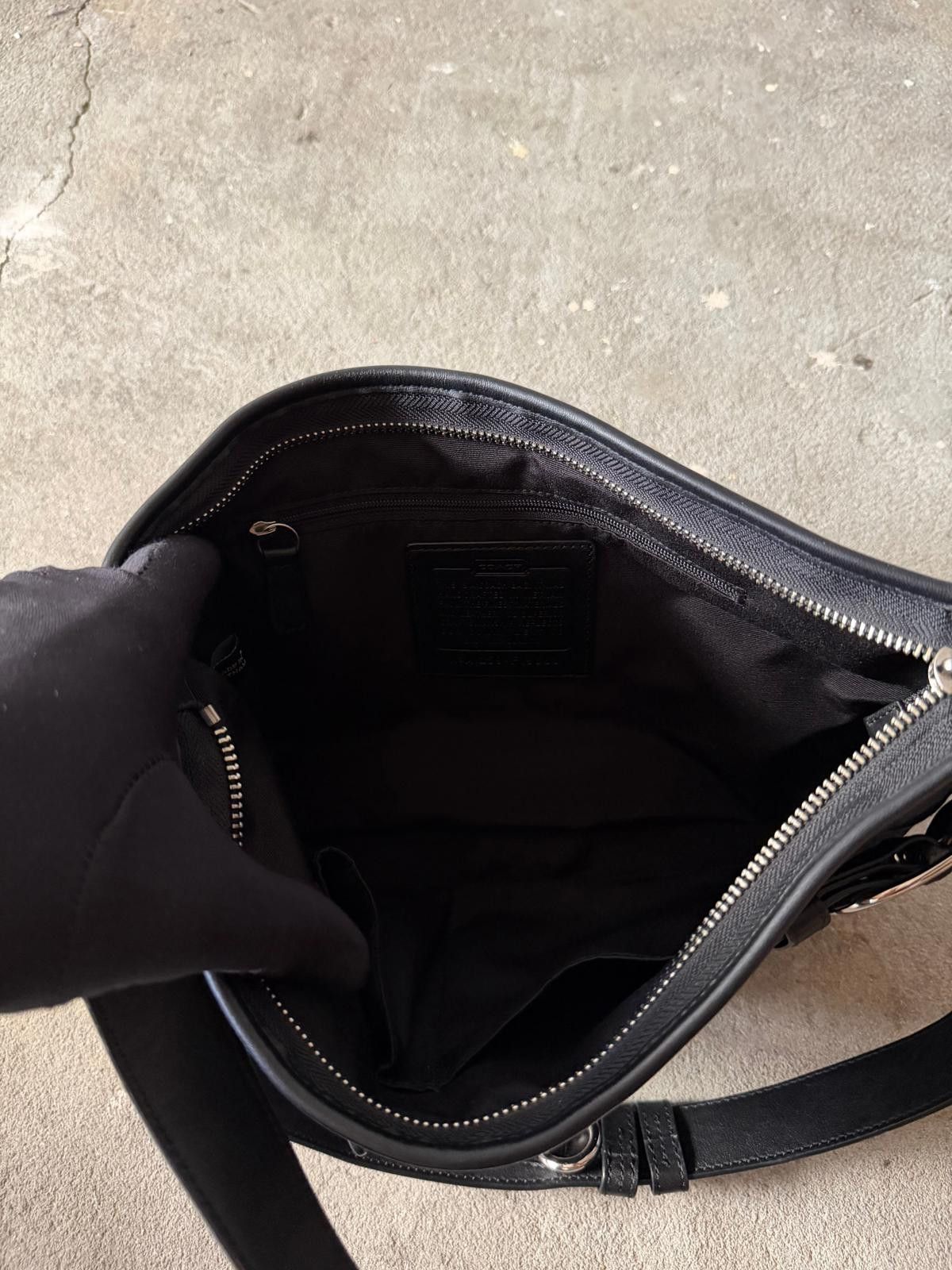 Coach Coach 2Way Signature Sufflette Shoulder Bag Black Size ONE SIZE - 9 Thumbnail