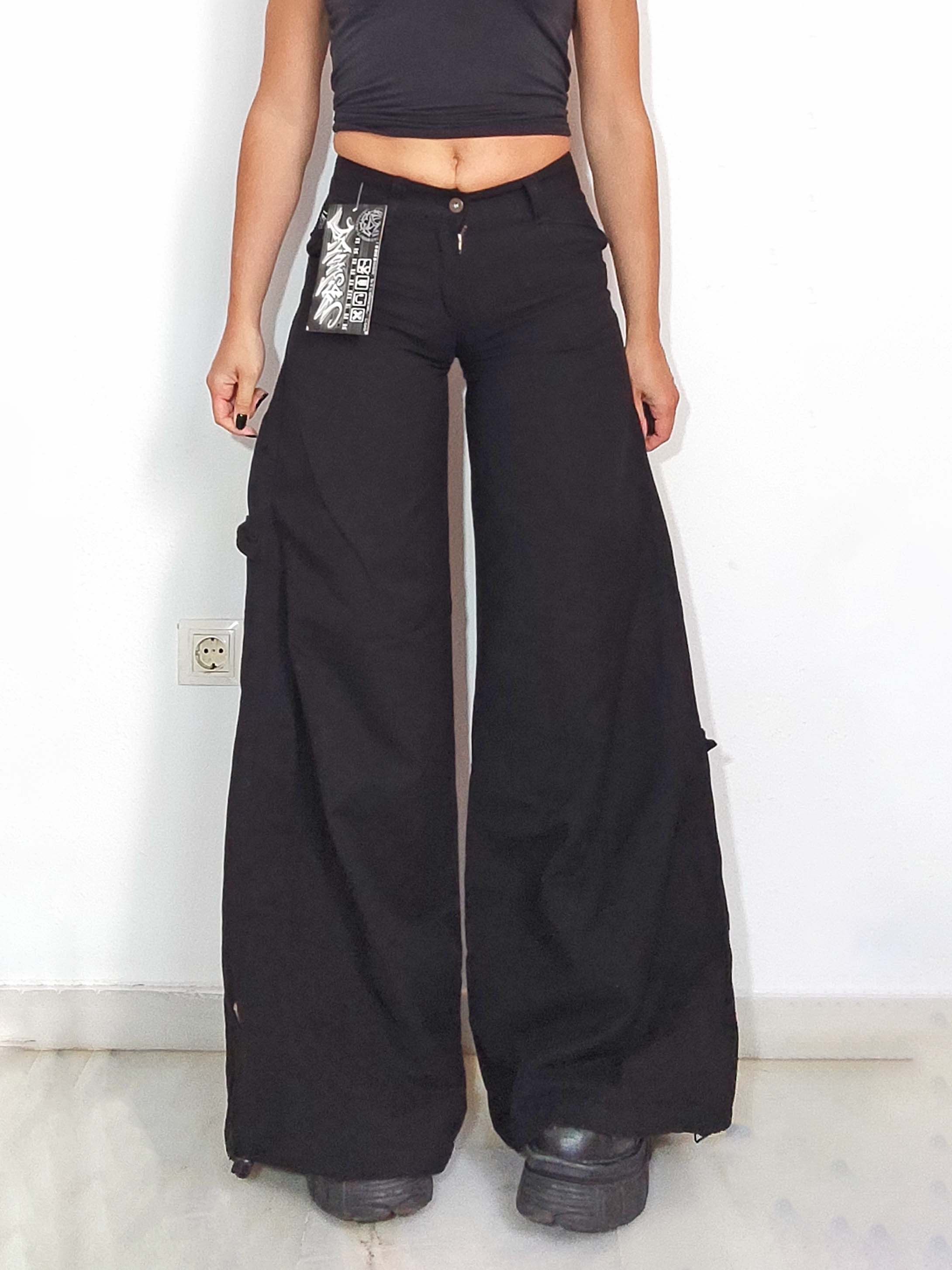 Vintage Vintage Hip Hop Flare Trousers with Graffiti embroidery Size 25" / US 0 / IT 36 - 1 Thumbnail