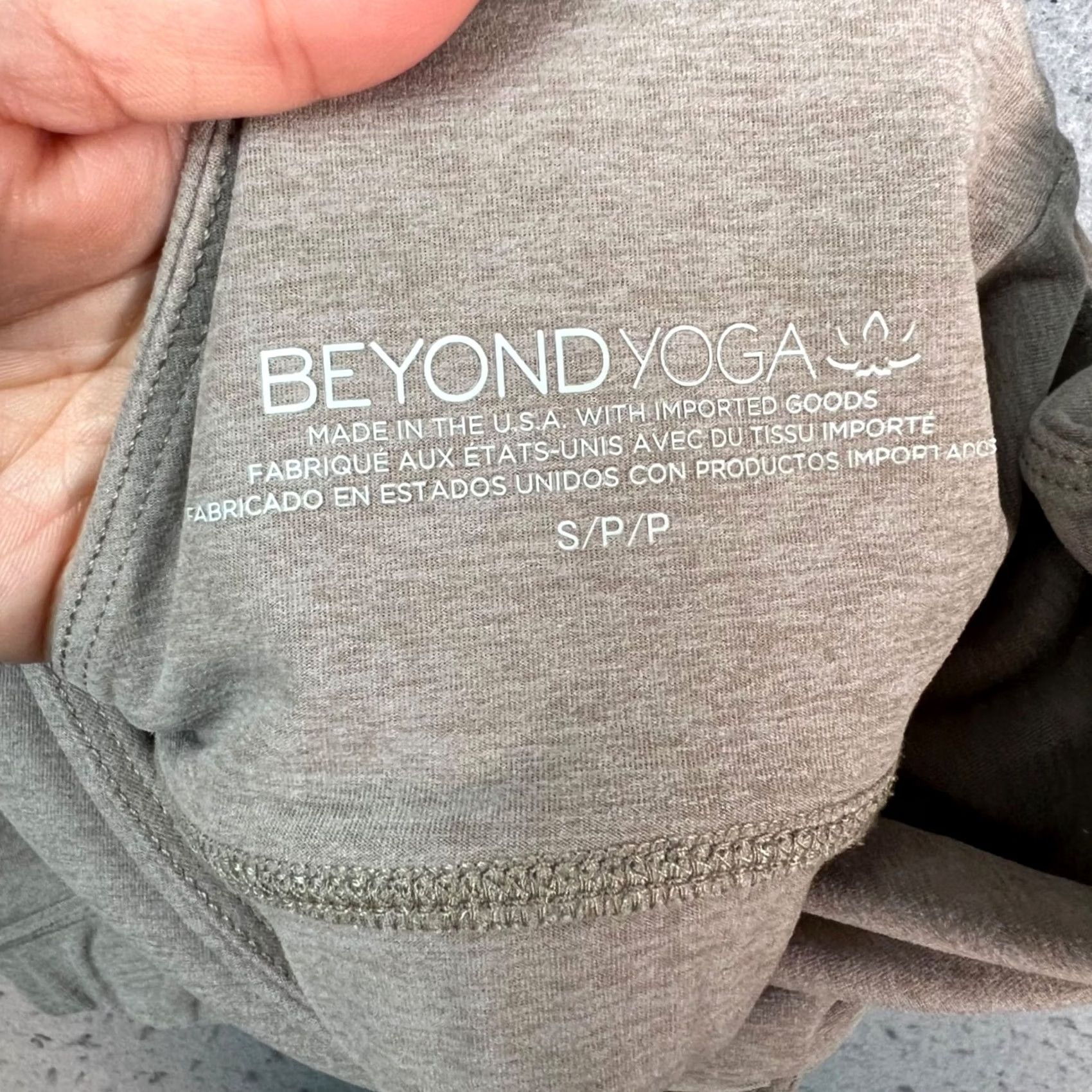 Beyond Yoga Beyond Yoga Womens Size Small Tan V-Neck Stretch Bralette Made In USA Sports Bra Size ONE SIZE - 3 Thumbnail