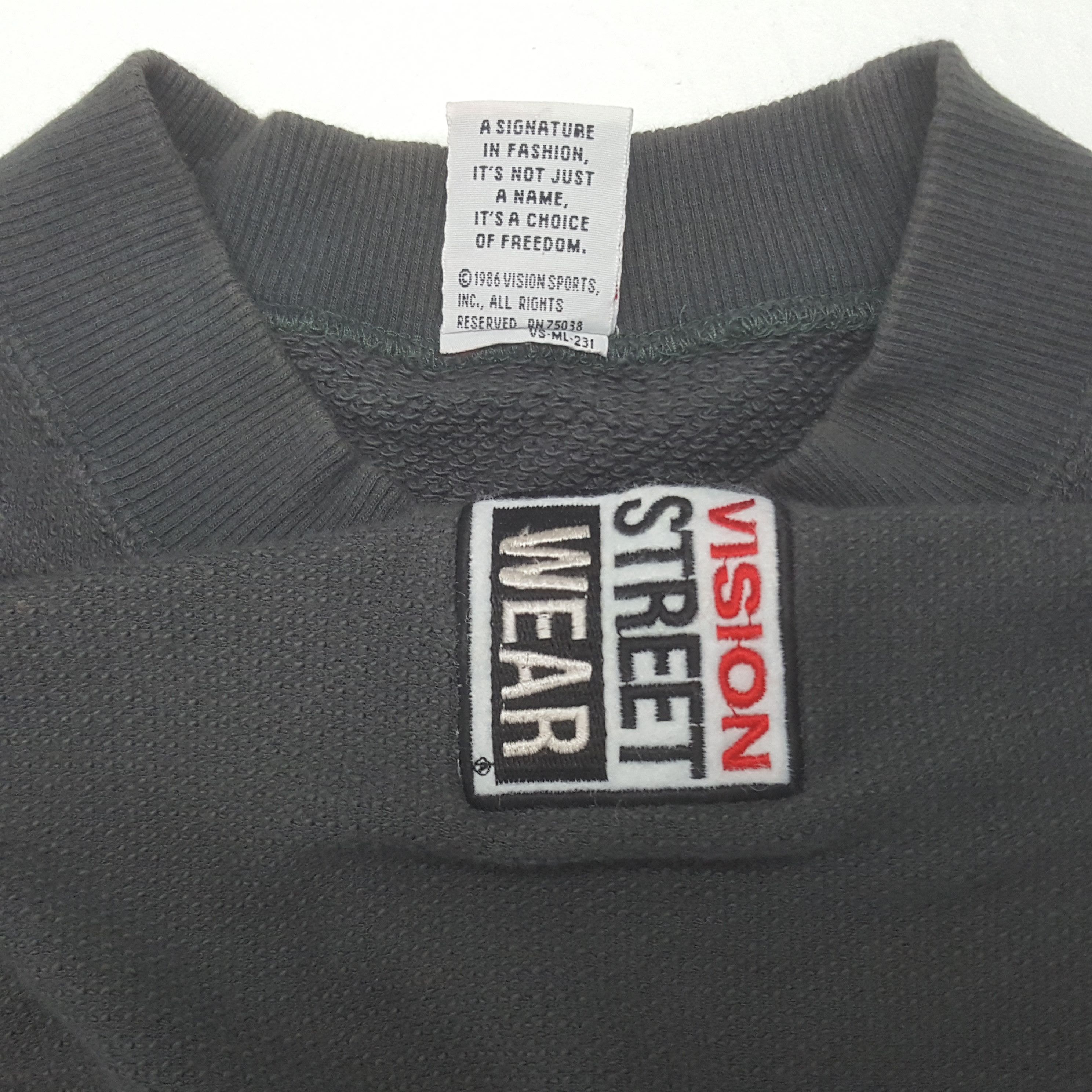 Vision Streetwear Vintage Vision Streetwear American Skate Sweatshirt C305N11 Size US S / EU 44-46 / 1 - 5 Thumbnail
