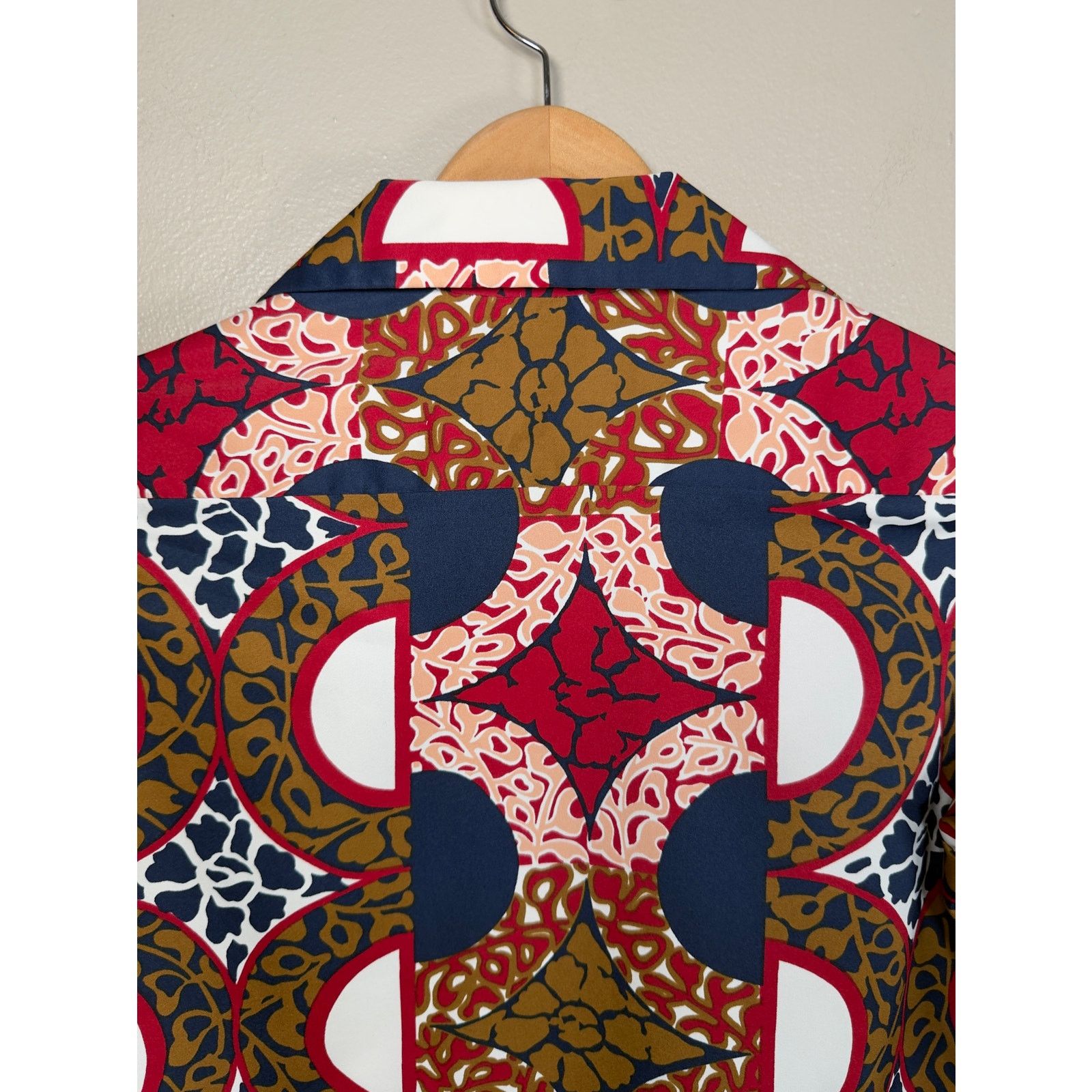 Lanvin Vintage 1960’s Lanvin Geometric Batik Silk Shirtdress size 6 Size M / US 6-8 / IT 42-44 - 11 Thumbnail