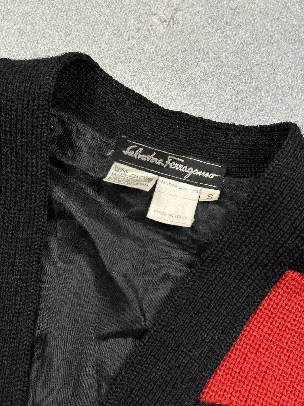Salvatore Ferragamo Salvatore Ferragamo Geometric Wool Cardigan Archive Italy Size S / US 4 / IT 40 - 17 Thumbnail