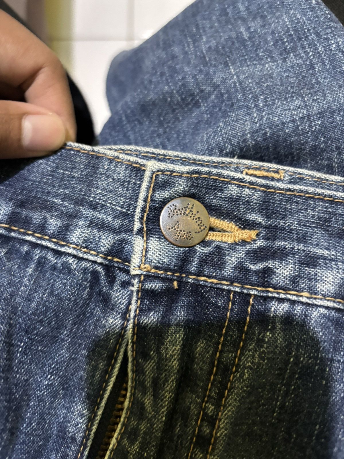 Bape ❌LAST DROP❌Vintage og bape japan denim arc logo pants Size US 32 / EU 48 - 7 Thumbnail