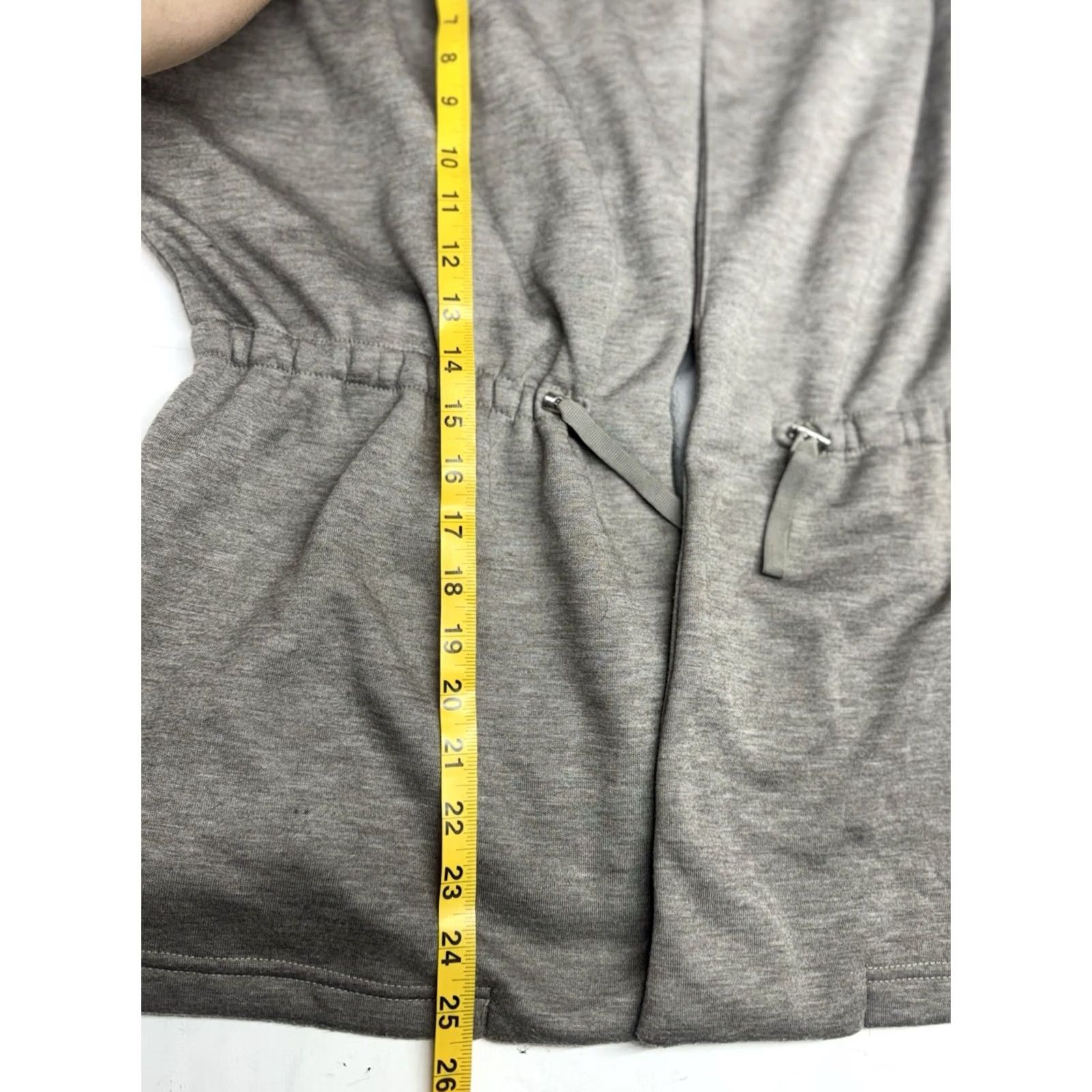 Fabletics VINTAGE Fabletics Athleisure Oversized Shawl Cardigan Sweater Cinch Gray Size Medium Size M / US 6-8 / IT 42-44 - 4 Thumbnail