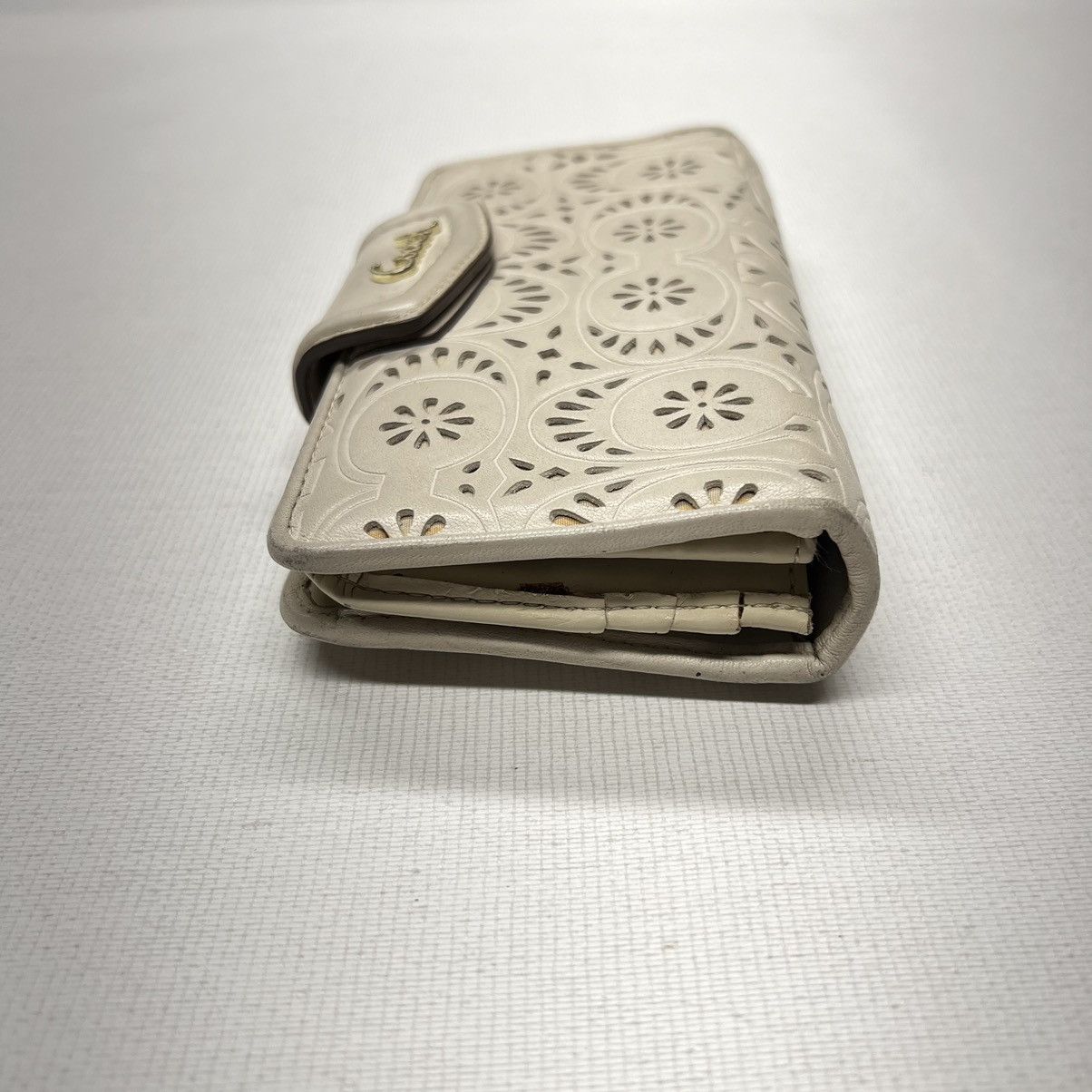 Coach × Vintage Coach Ashley Wallet Ivory Lace Leather Slim Envelope Fold Size ONE SIZE - 6 Thumbnail