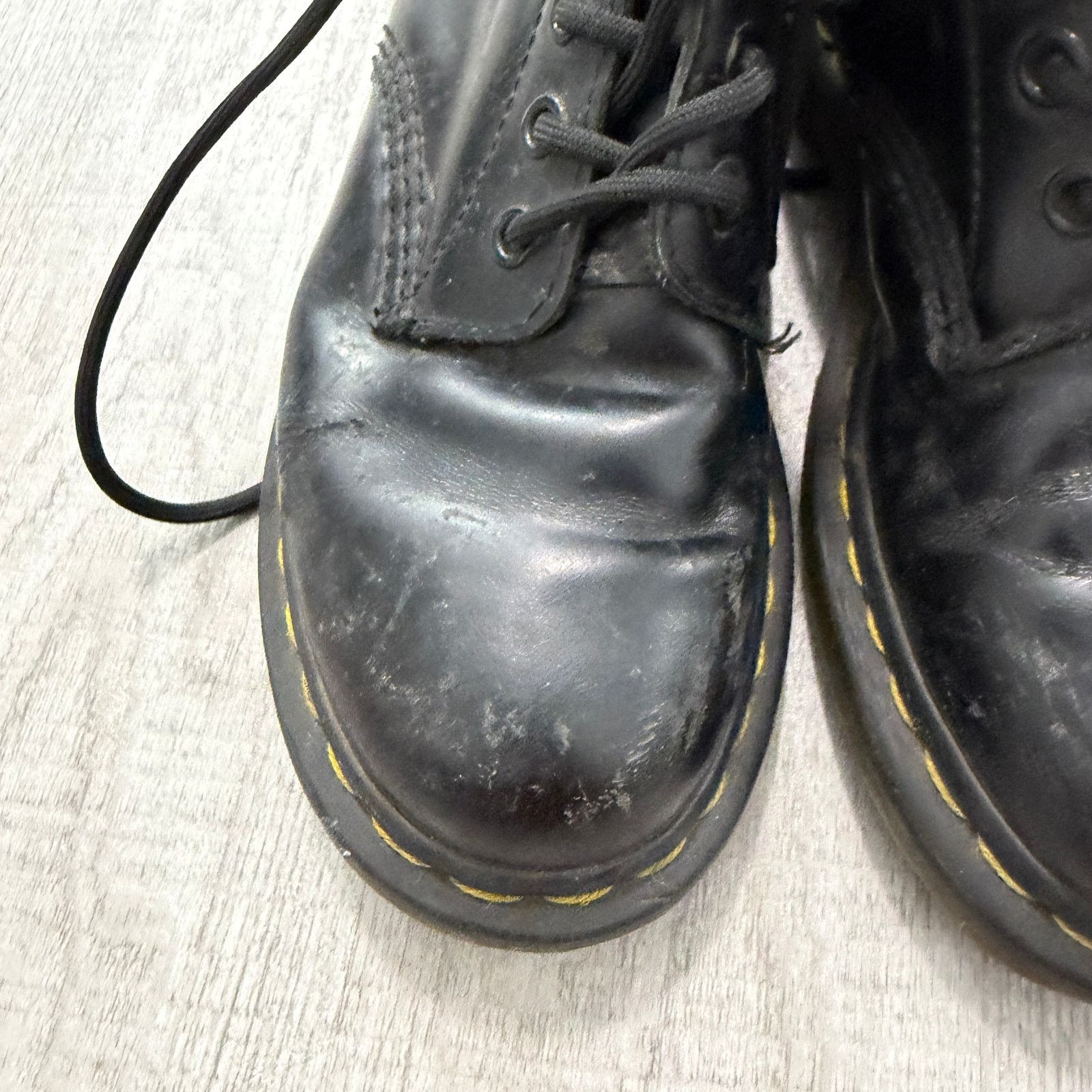 Dr. Martens Dr. Martens AirWair 8-Eye Combat Boots Women's 6 US Black Size US 6 / IT 36 - 5 Thumbnail