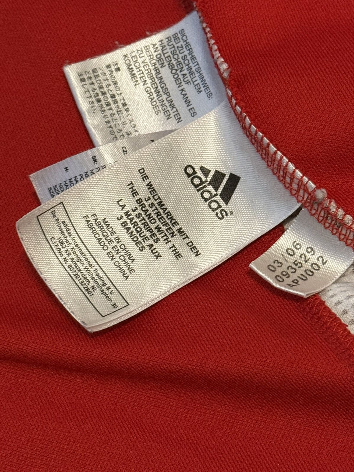 Adidas Fc Bayern 2006/07 Player Issue Track Jacket Size M Size US M / EU 48-50 / 2 - 5 Thumbnail