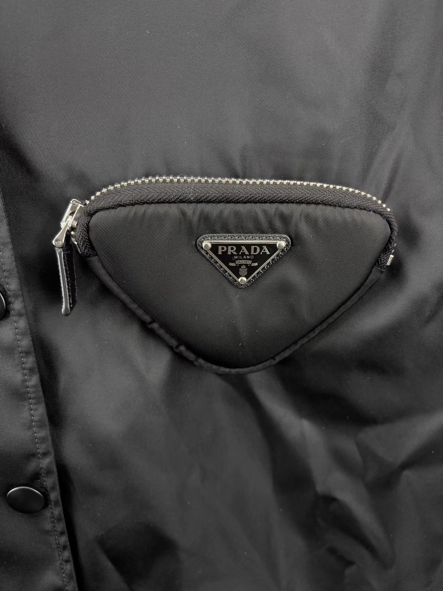 Prada PRADA Nylon Triangle Bag Short Sleeve Shirt K1 Size XS / US 0-2 / IT 36-38 - 3 Thumbnail