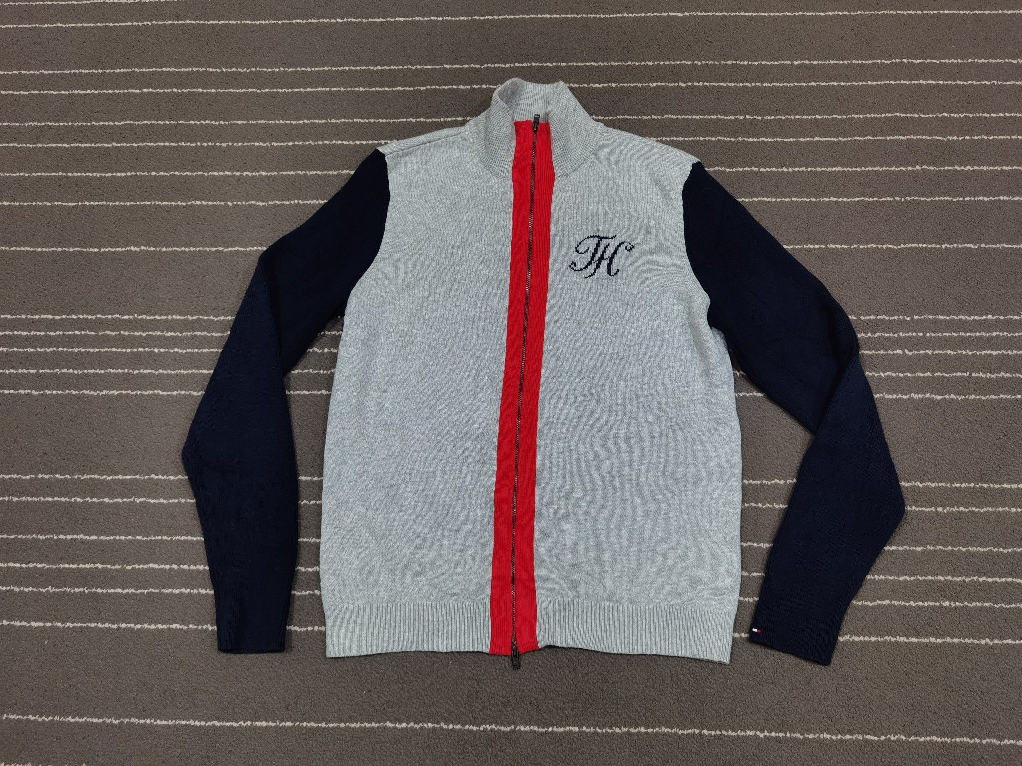 Tommy Hilfiger Tommy Hilfiger TH sweater women M 8142 Size M / US 6-8 / IT 42-44 - 4 Thumbnail
