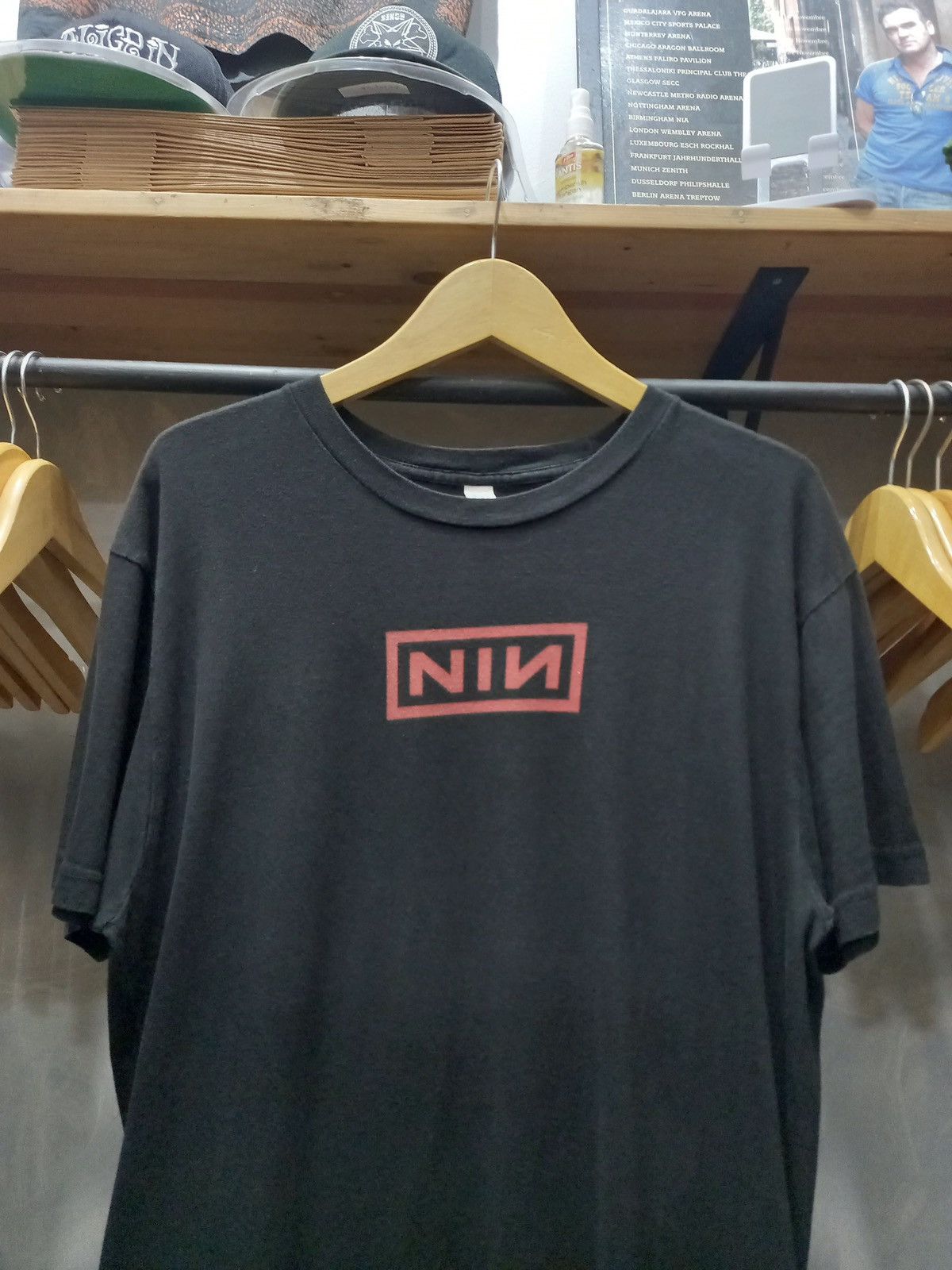 Band Tees × Vintage Nine Inch Nails 2008 tour tultex white Size US XL / EU 56 / 4 - 1 Thumbnail