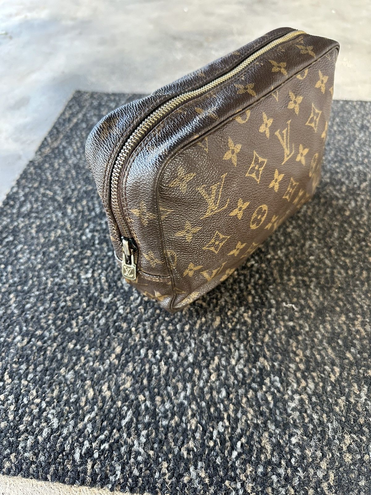 Louis Vuitton Louis Vuitton Vintage Monogram Toiletry Pouch Unisex Size ONE SIZE - 2 Thumbnail