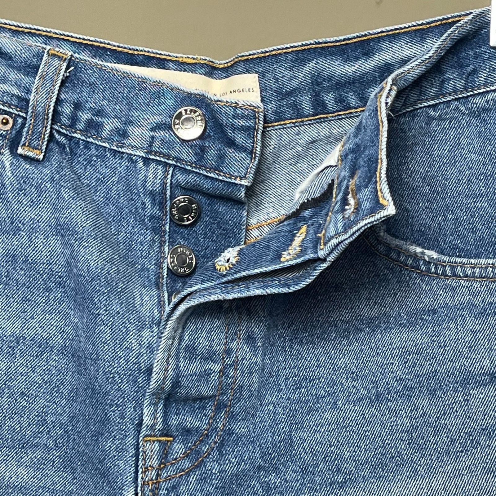 GRLFRND GRLFRND Hayden Low Rise Button Fly Boyfriend Jean Shorts 27 Size 27" / US 4 / IT 40 - 4 Thumbnail