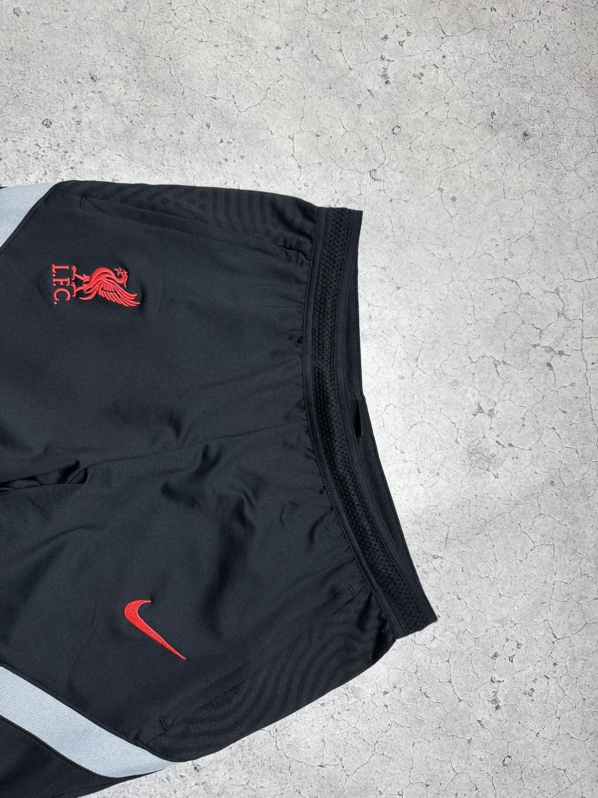 Nike Nike FC Liverpool Football Soccer Pants Black Size M Size US 32 / EU 48 - 2 Thumbnail