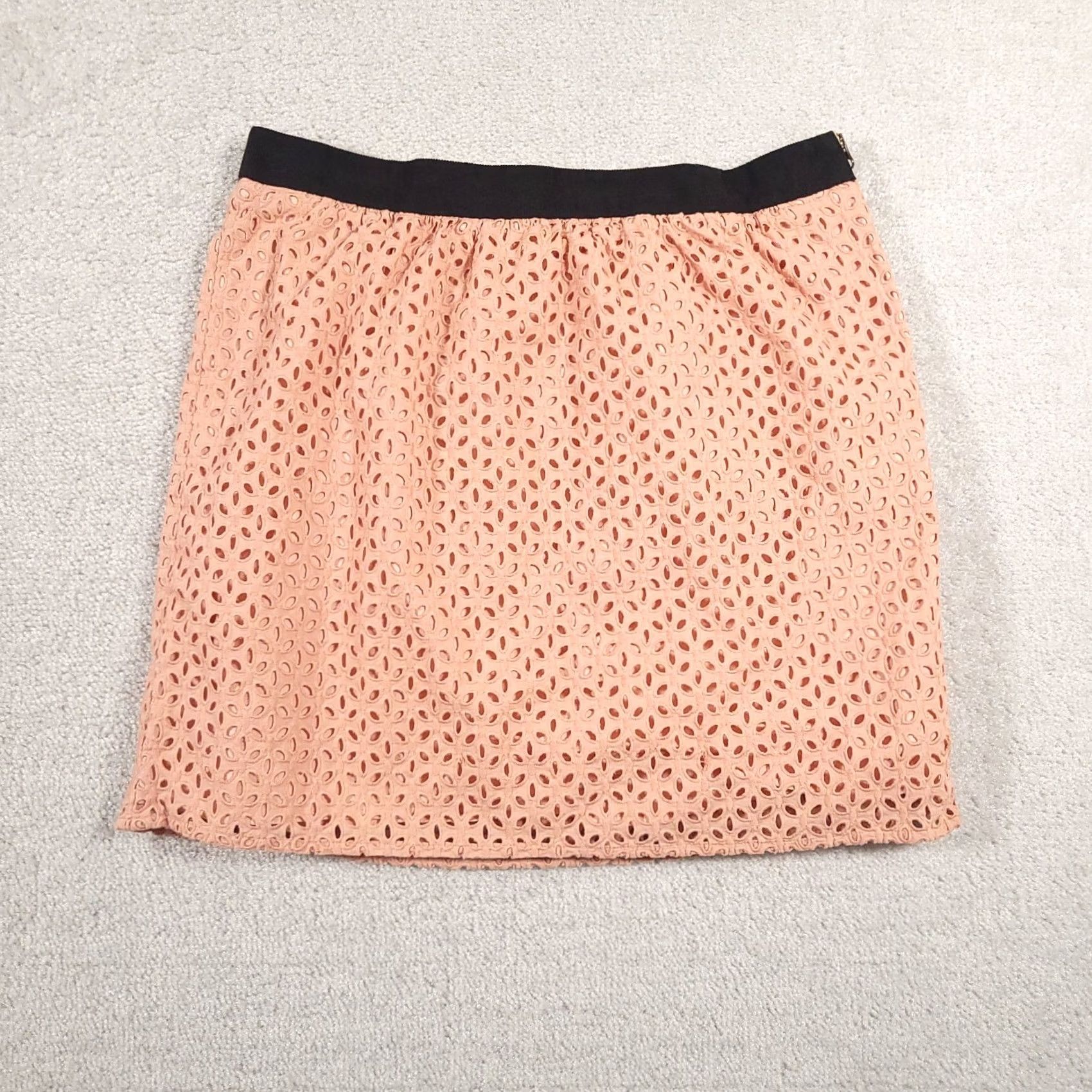 Loft LOFT Ann Taylor Eyelet Pencil Skirt Women's 10 Coral Peach Side Zip Lined Skirt Short Pencil Women Mens Size 32" / US 10 / IT 46 - 2 Thumbnail