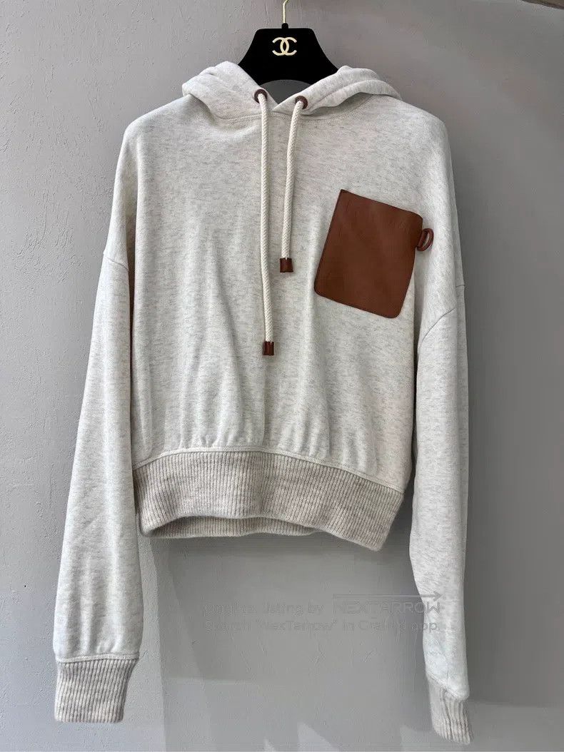 Loewe Loewe Logo Patch Hooded Sweatshirt, Off White Size XS / US 0-2 / IT 36-38 - 1 Thumbnail