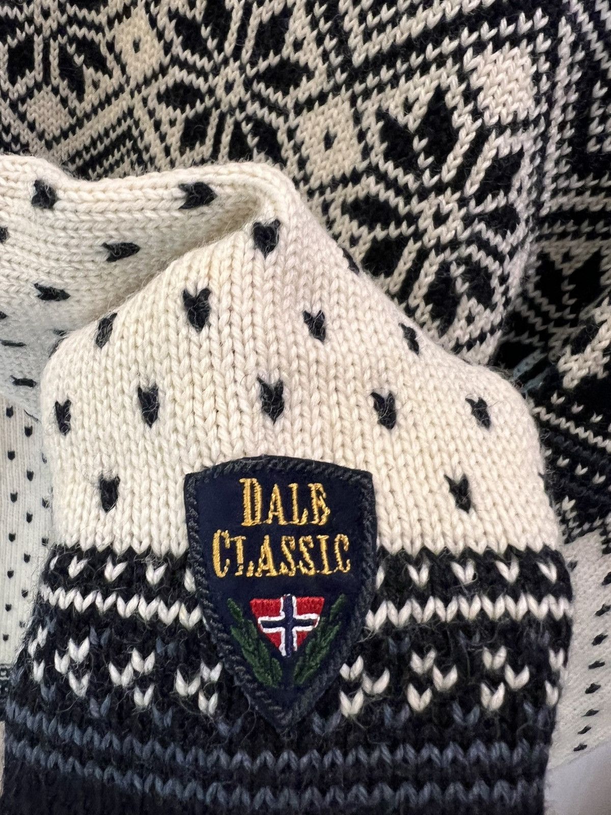 Dale Of Norway × Designer × Vintage Dale of Norway vintage wool zipper M size Size US M / EU 48-50 / 2 - 6 Thumbnail