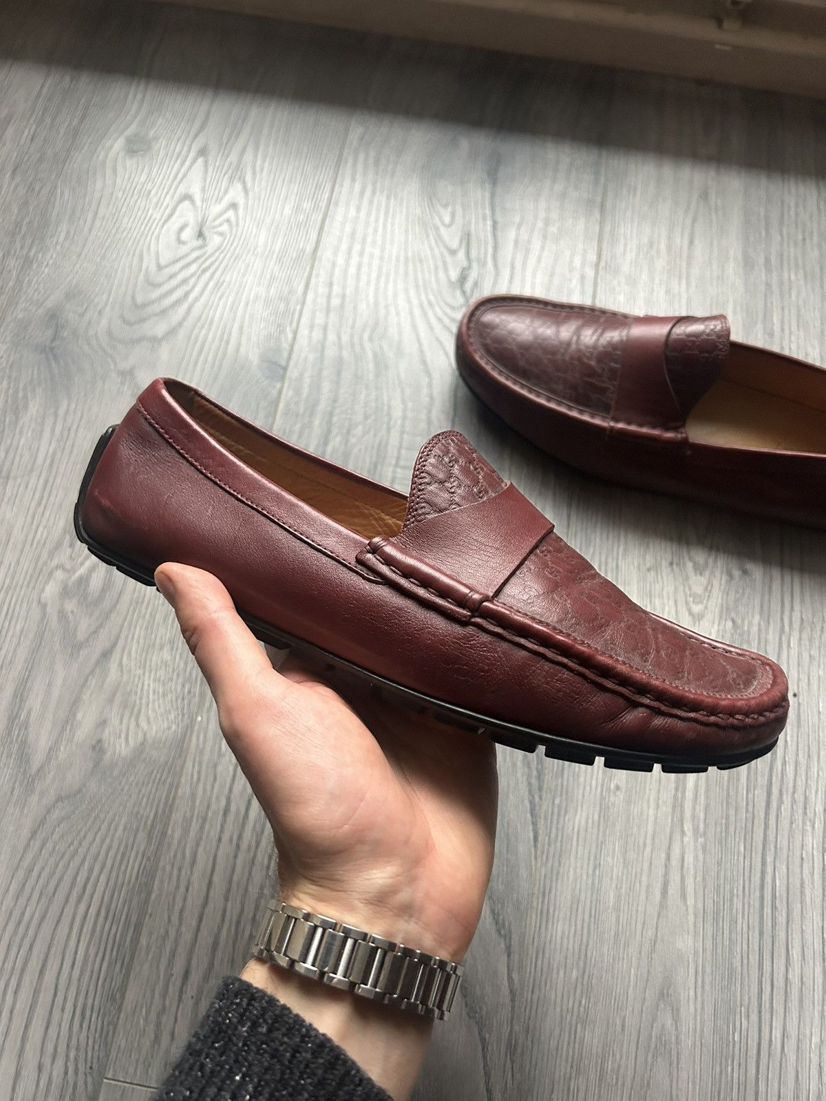 Gucci Gucci Burgundy Leather Loafers with Embossed GG Monogram Size US 7 / EU 40 - 6 Thumbnail