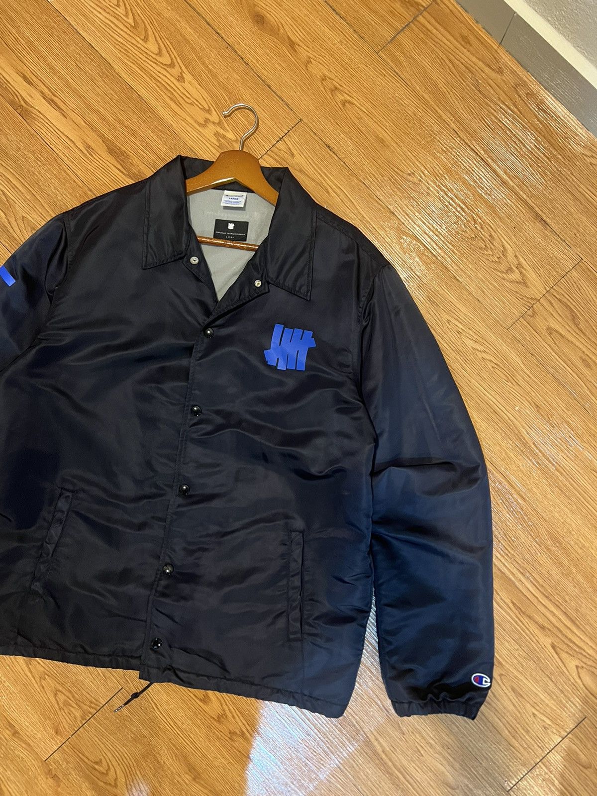 Champion × Undefeated Undefeated x champion coach jacket rare Size US L / EU 52-54 / 3 - 2 Thumbnail
