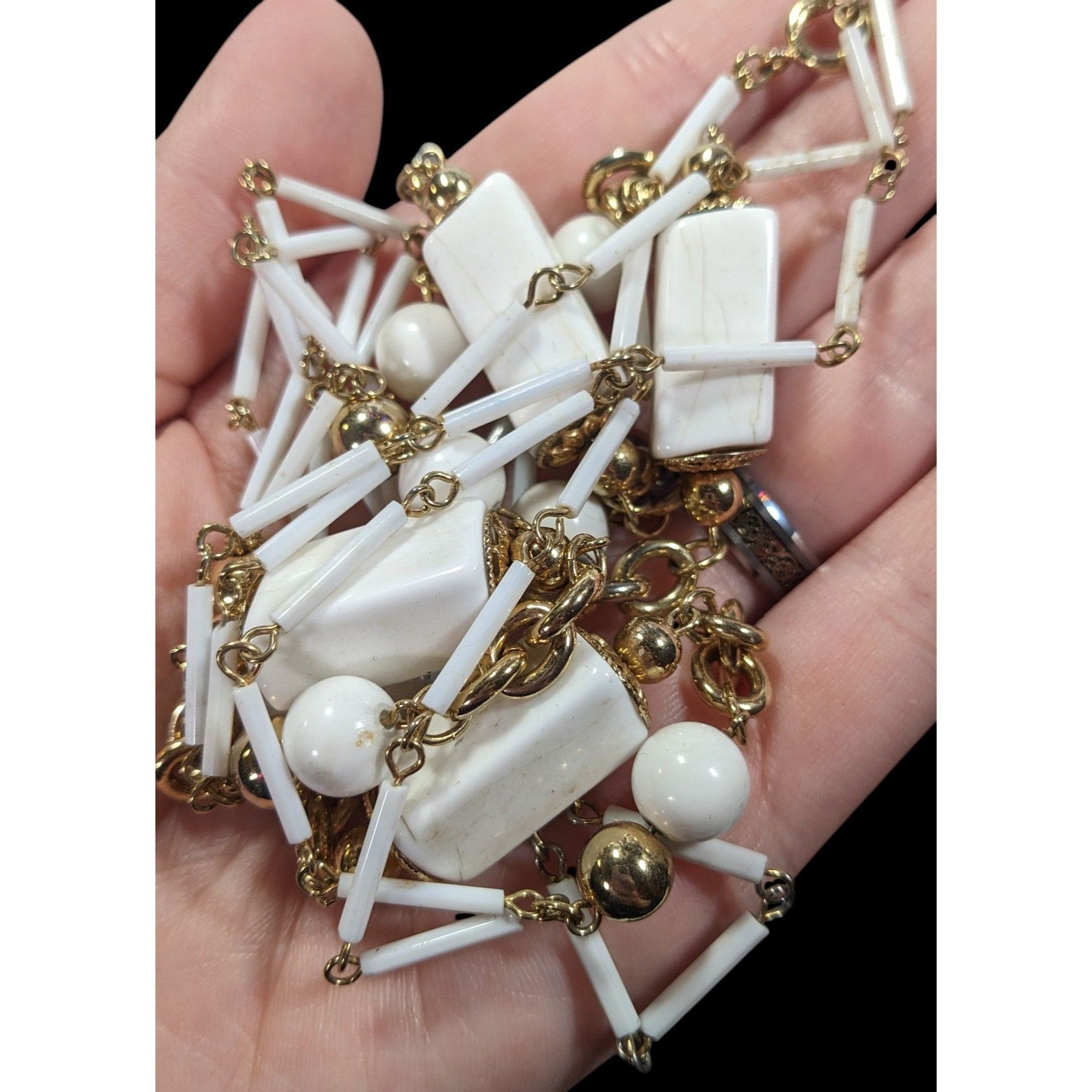 Other Vintage Glam White And Gold Tone Beaded Chain Opera Necklace Size ONE SIZE - 3 Thumbnail