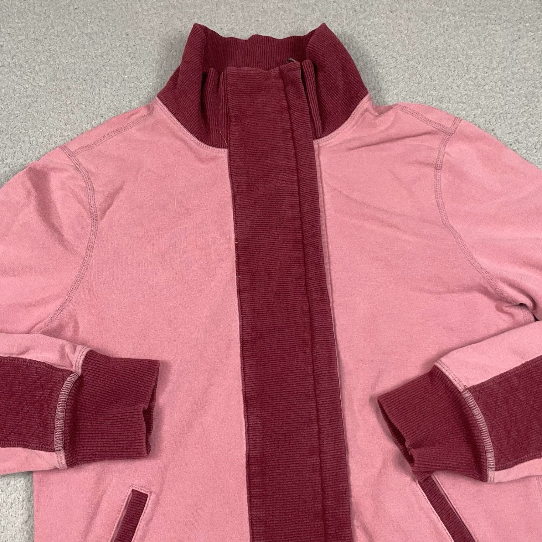 Lululemon VINTAGE Lululemon Jacket Women’s 6 Red Slalom Full Zip Quilted Athletic Jacket Pockets Logo Size M / US 6-8 / IT 42-44 - 2 Thumbnail