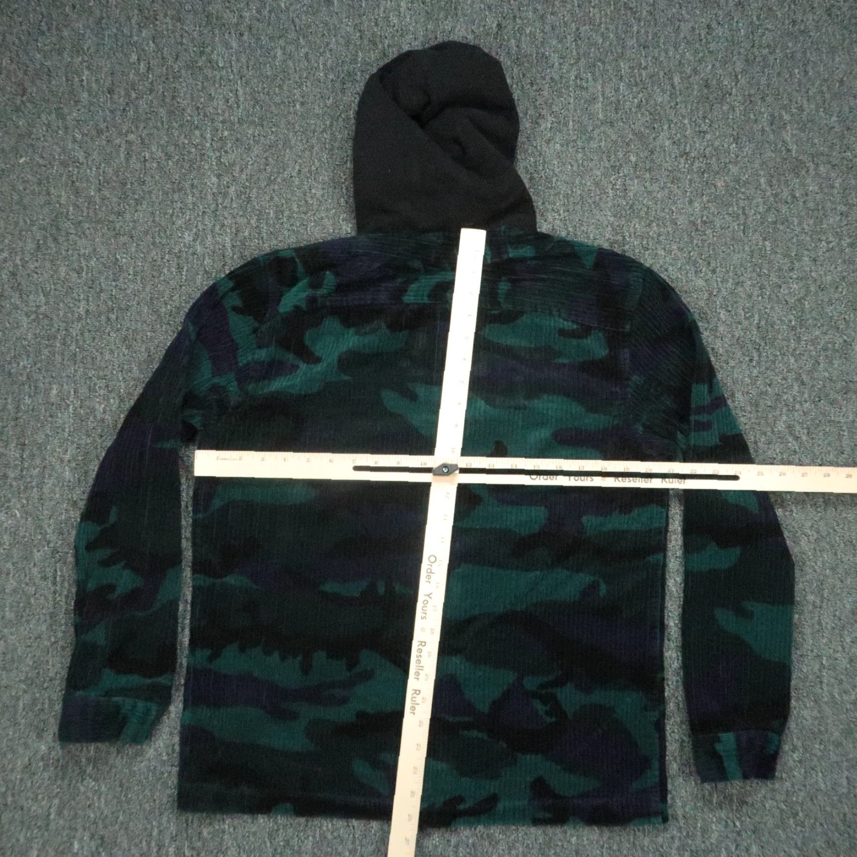 Urban Outfitters VINTAGE Urban Outfitters Jacket Mens Small Green Blue Camo Corduroy Snap Hooded Shacket Size US S / EU 44-46 / 1 - 5 Thumbnail