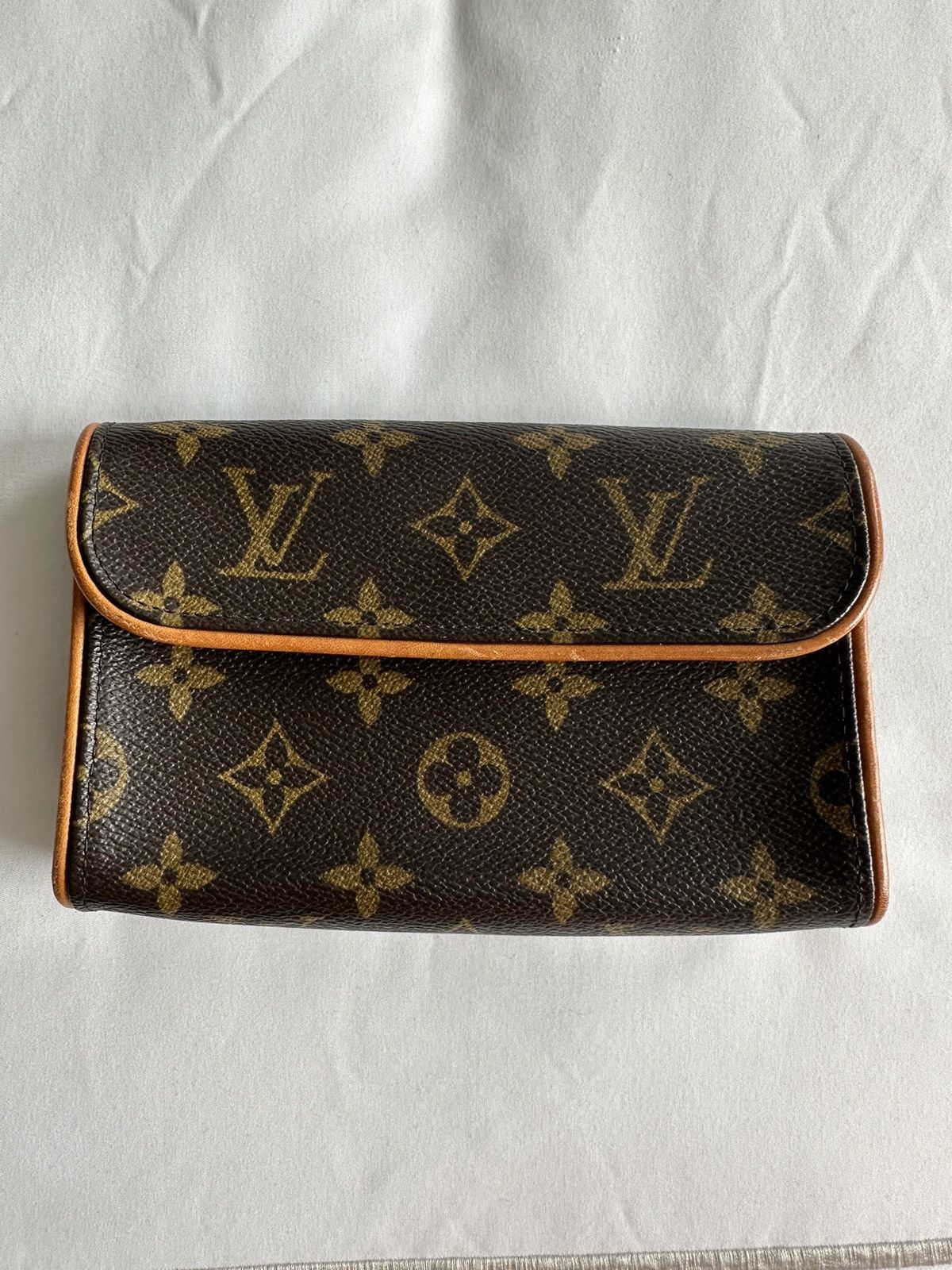 louis vuitton belt tan
