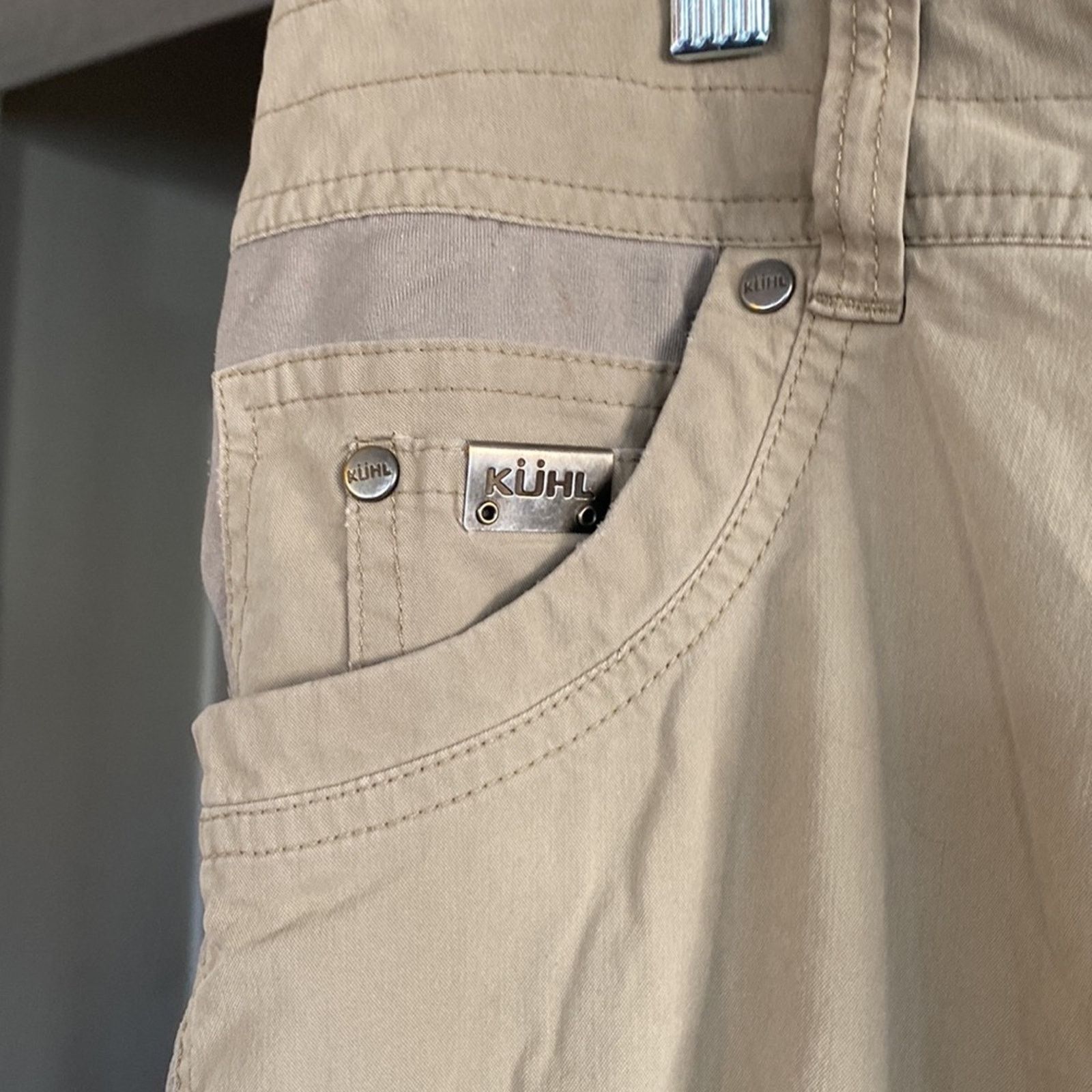Kuhl Kuhl radikl khaki outdoor minimalist casual pant sz 38x32 Size US 38 / EU 54 - 6 Thumbnail