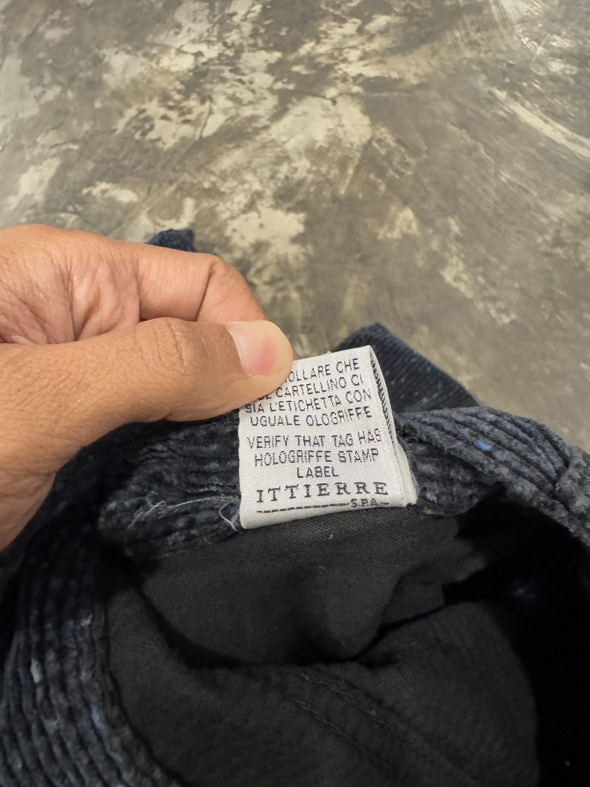 Versace Jeans Couture VINTAGE VERSACE JEANS COUTURE CORDUROY PANTS Size US 30 / EU 46 - 14 Thumbnail