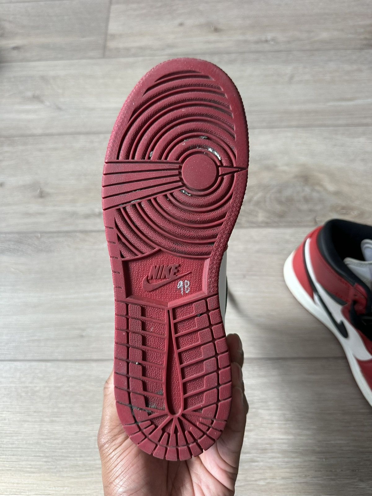 Jordan Brand Jordan 1 Retro High Chicago 2013 Sz 6 Size US 6 / EU 39 - 14 Thumbnail