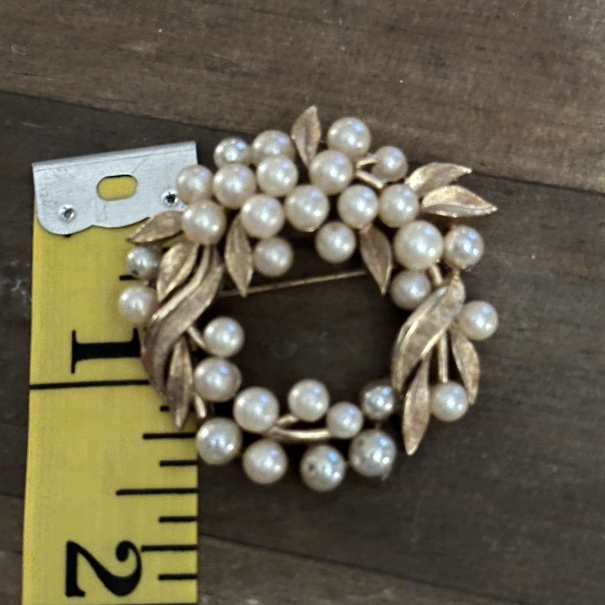 Vintage Vintage Crown Trifari gold tone pearl wreath Size ONE SIZE - 2 Thumbnail
