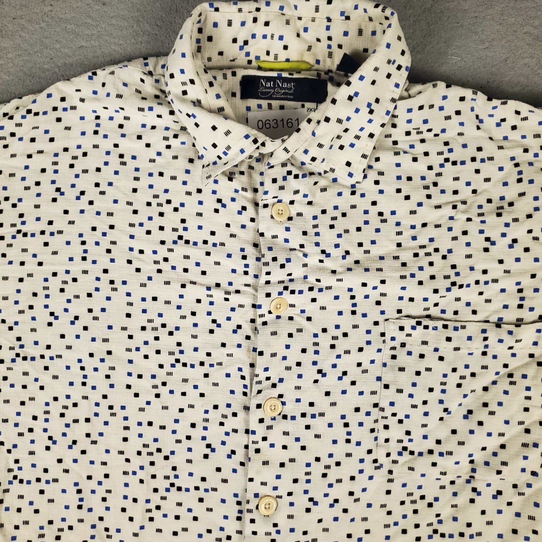 Nat Nast Nat Nast Shirt Mens 2XT Ivory/Blue Silk Blend Button Up Short Sleeve Size US XXL / EU 58 / 5 - 2 Thumbnail