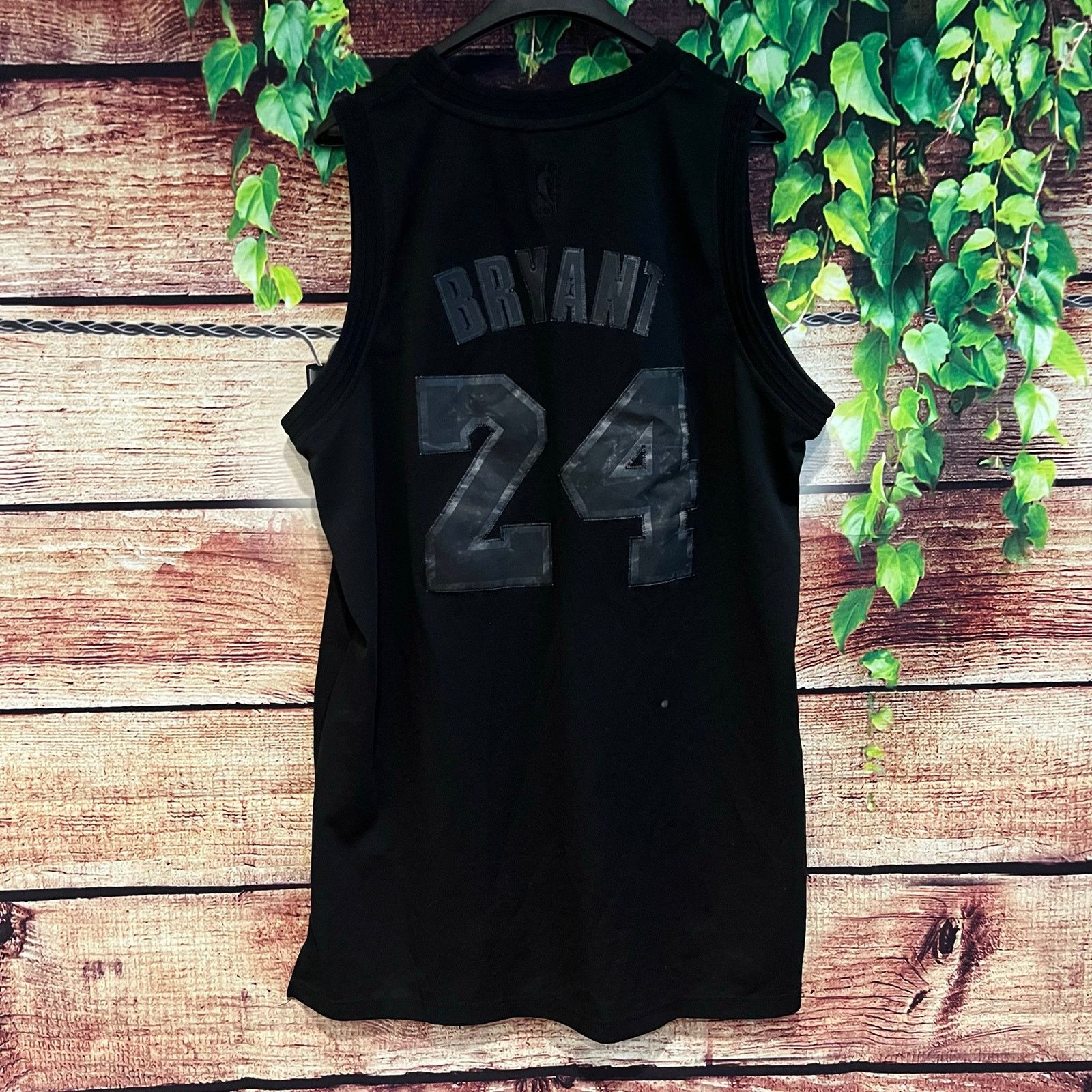 Adidas Rare Lakers Kobe Bryant #24 Swingman Blackout Jersey Adidas Size US L / EU 52-54 / 3 - 5 Thumbnail